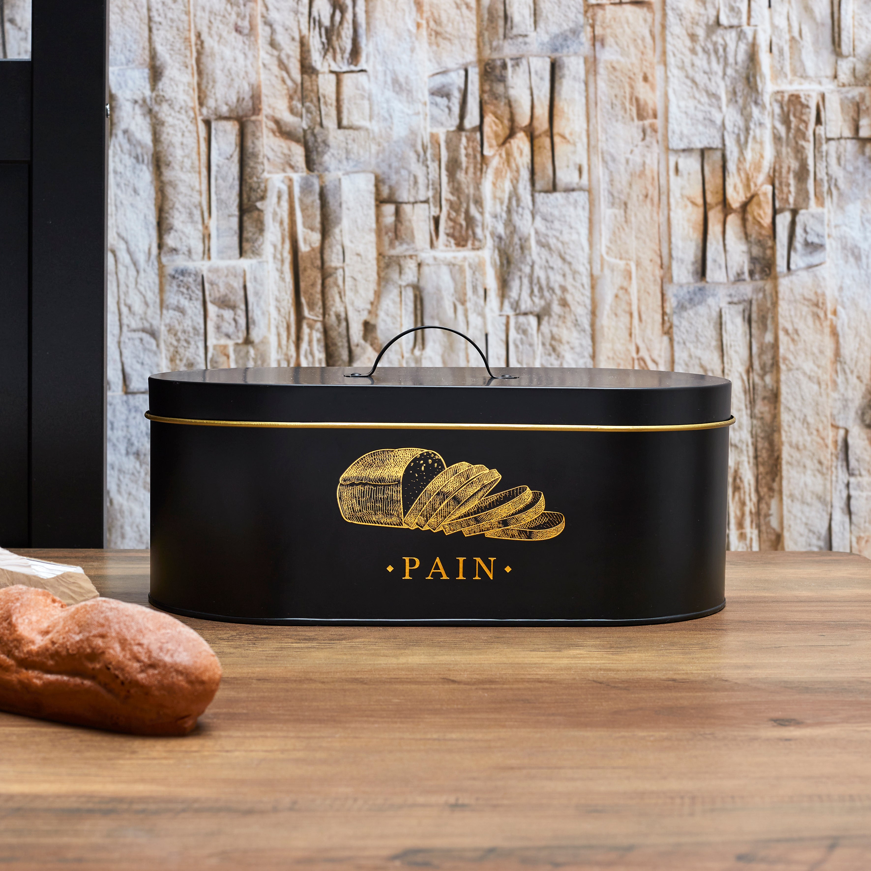 BOITE METAL NOIR ET DORE PAIN