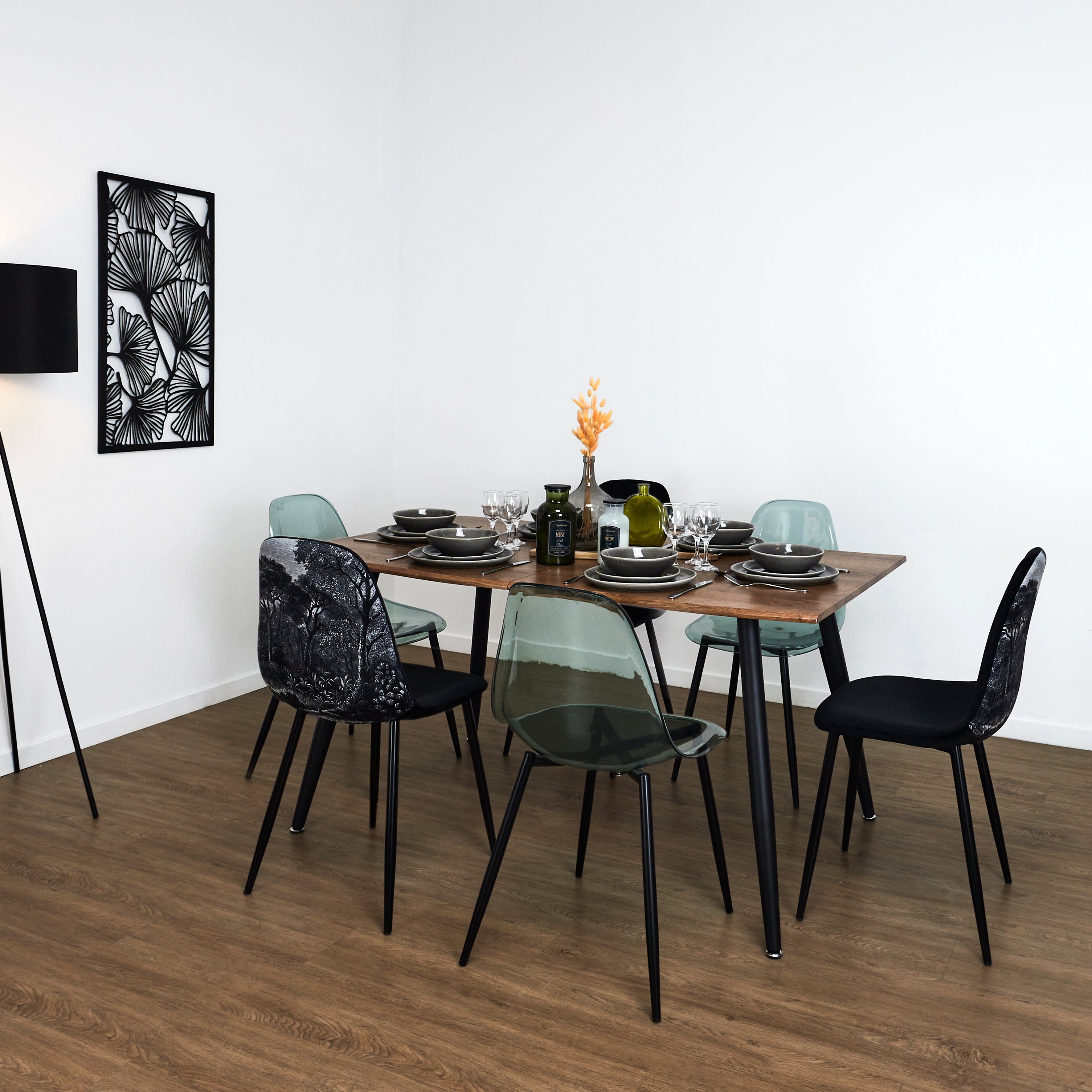 TABLE EXTENSIBLE 6 A 8 PERSONNES FOREST FIRST