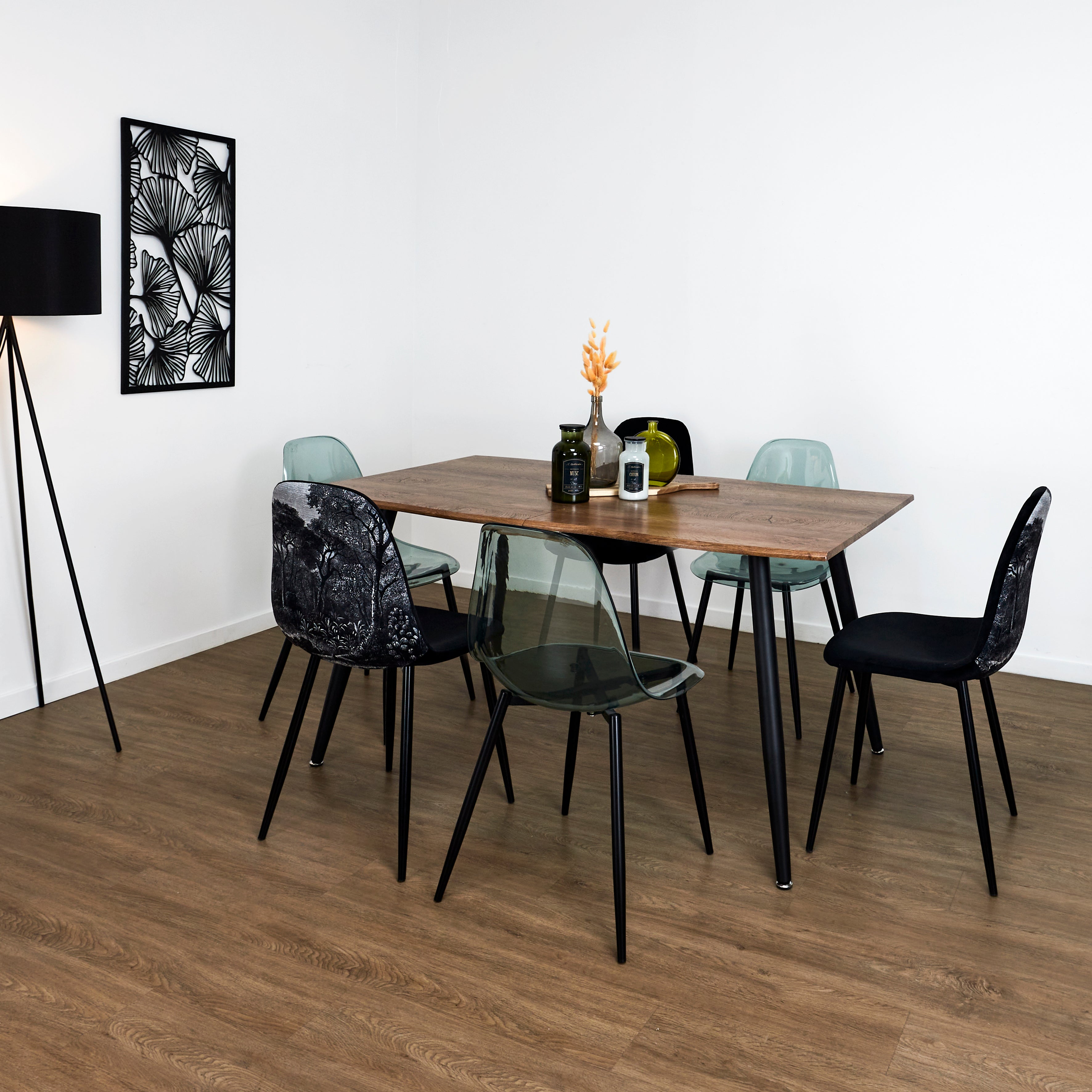 TABLE EXTENSIBLE 6 A 8 PERSONNES FOREST FIRST