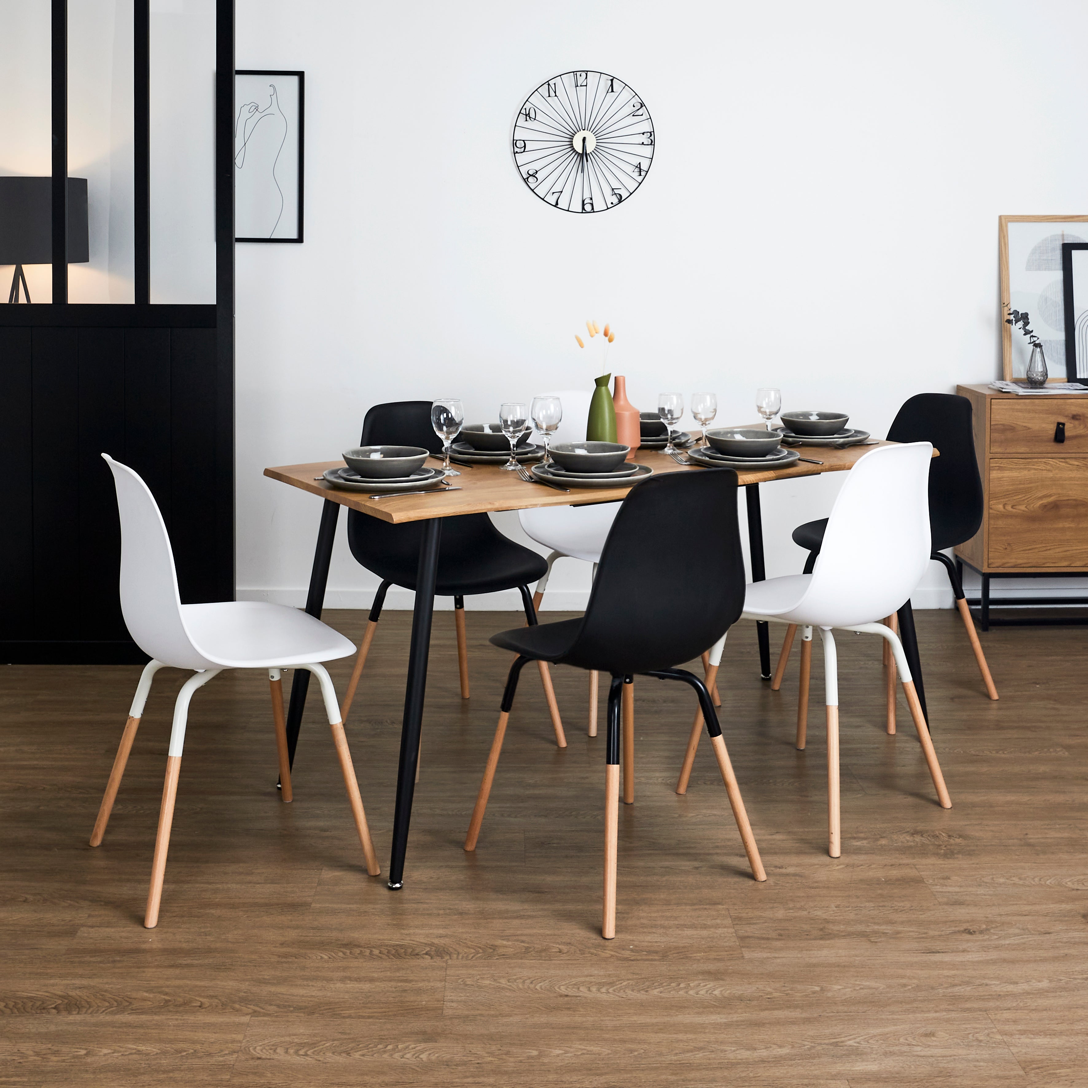 TABLE EXTENSIBLE 4 A 6 PERSONNES FOREST