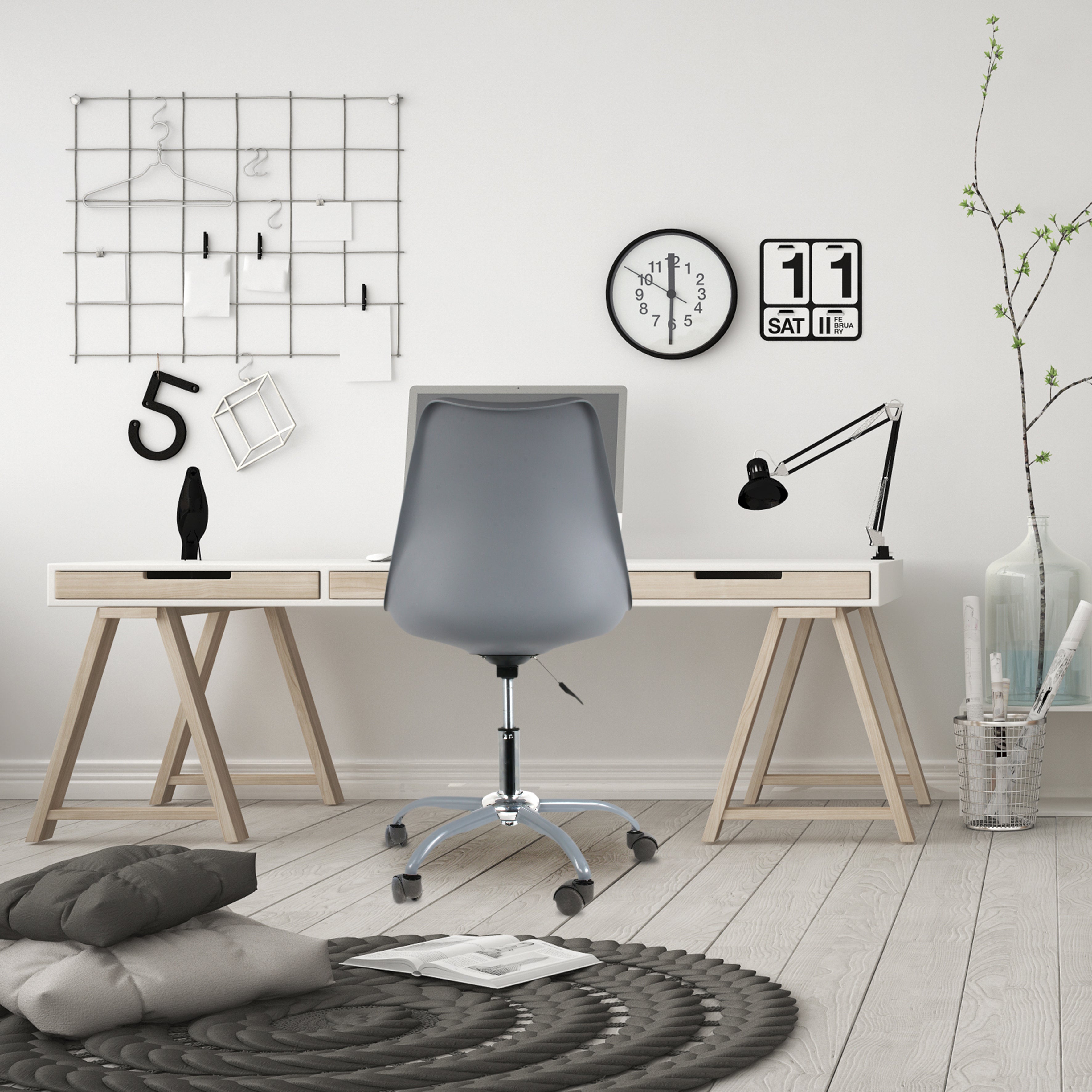 CHAISE A ROULETTES KIRUNA GRIS