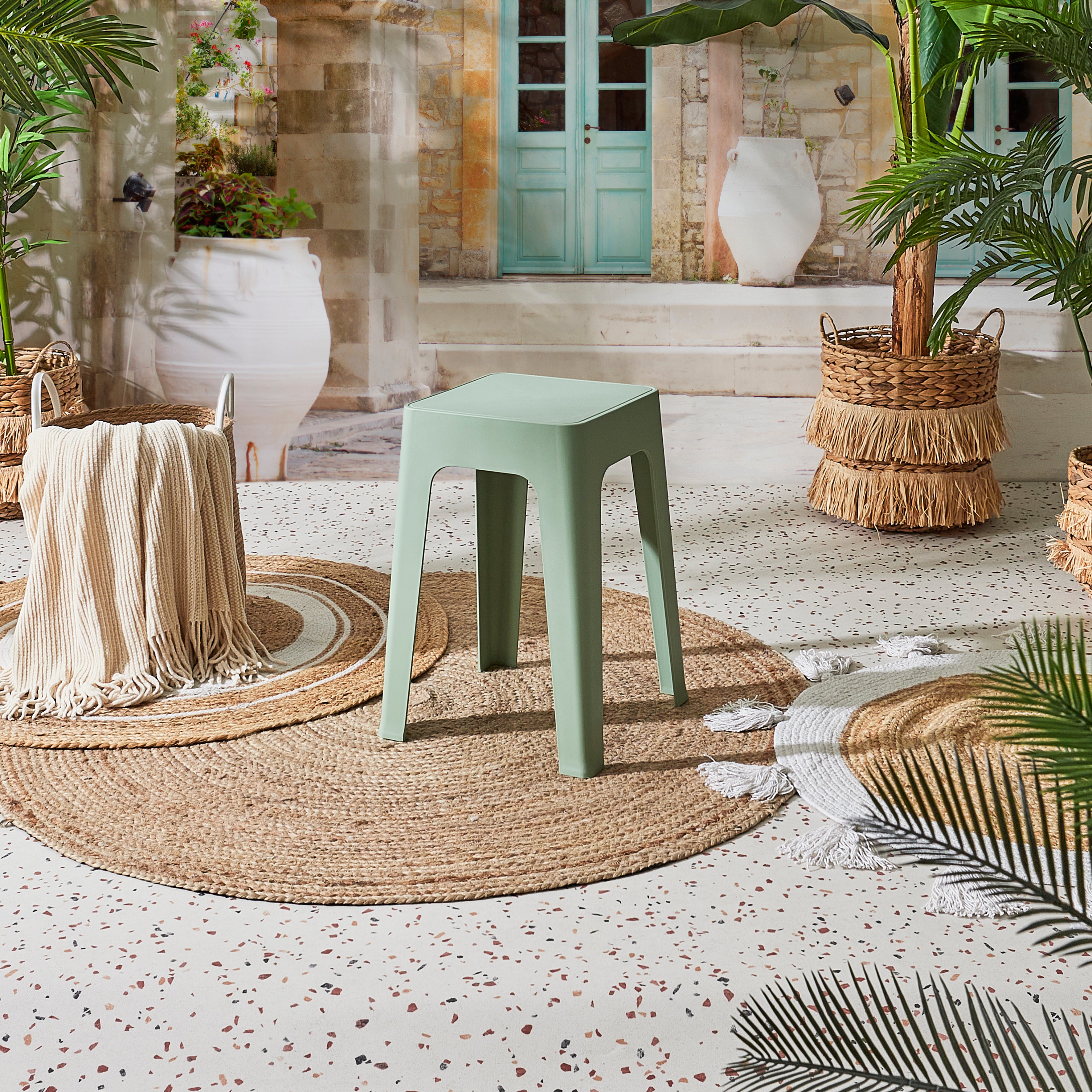 TABOURET PP EMPILABLE SPECTRA VERT