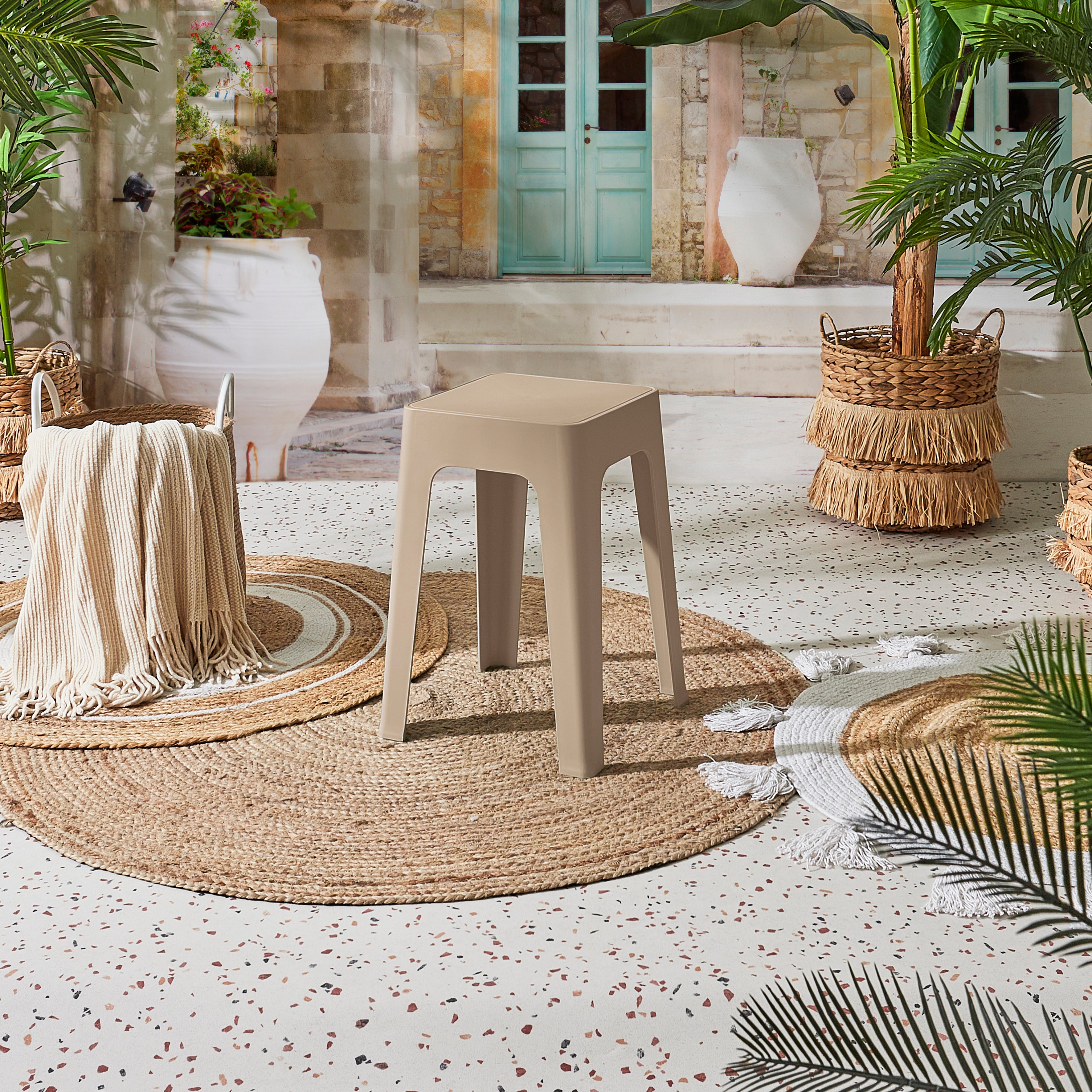 TABOURET PP EMPILABLE SPECTRA BEIGE