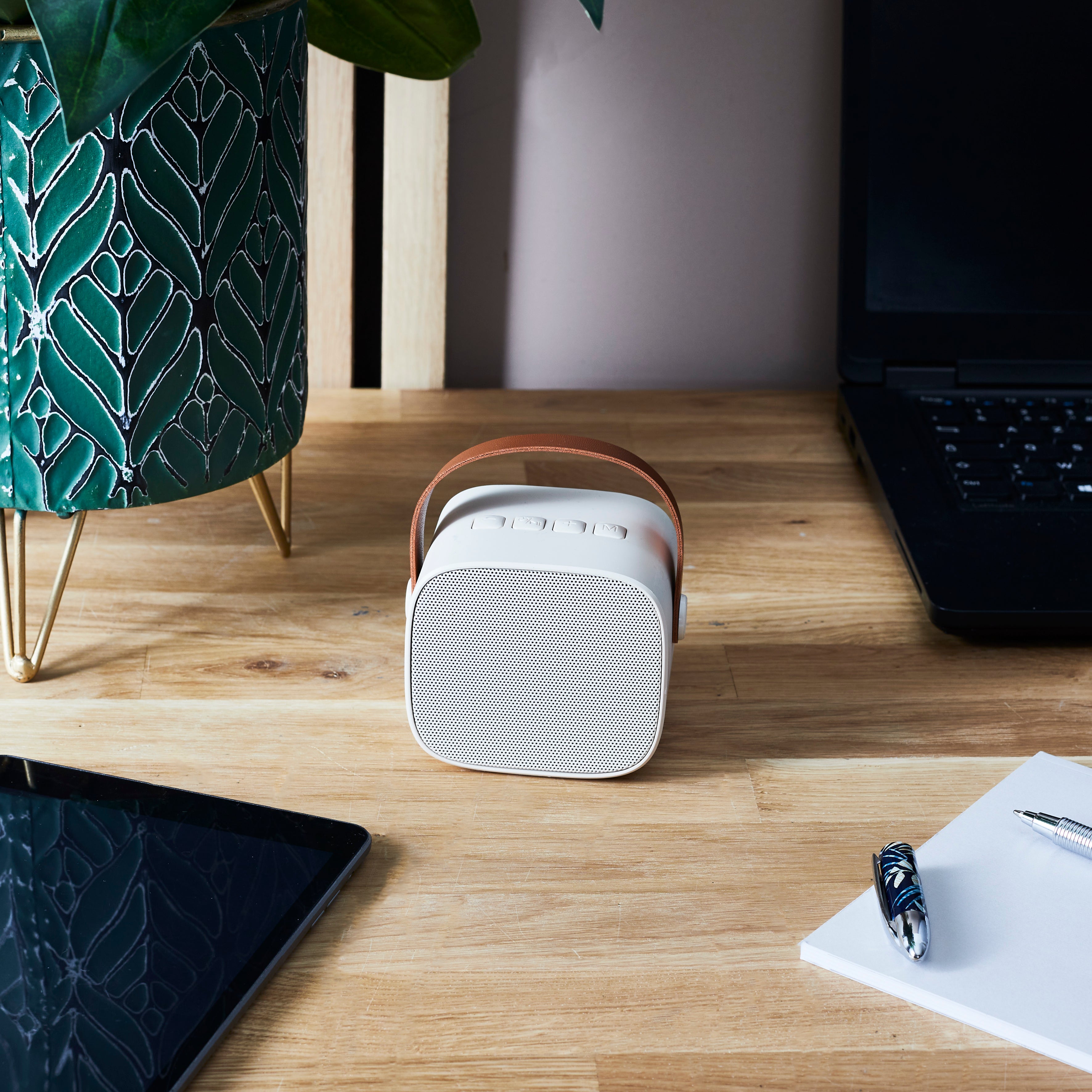 ENCEINTE ET MICRO KARAOKE DESIGN 5W