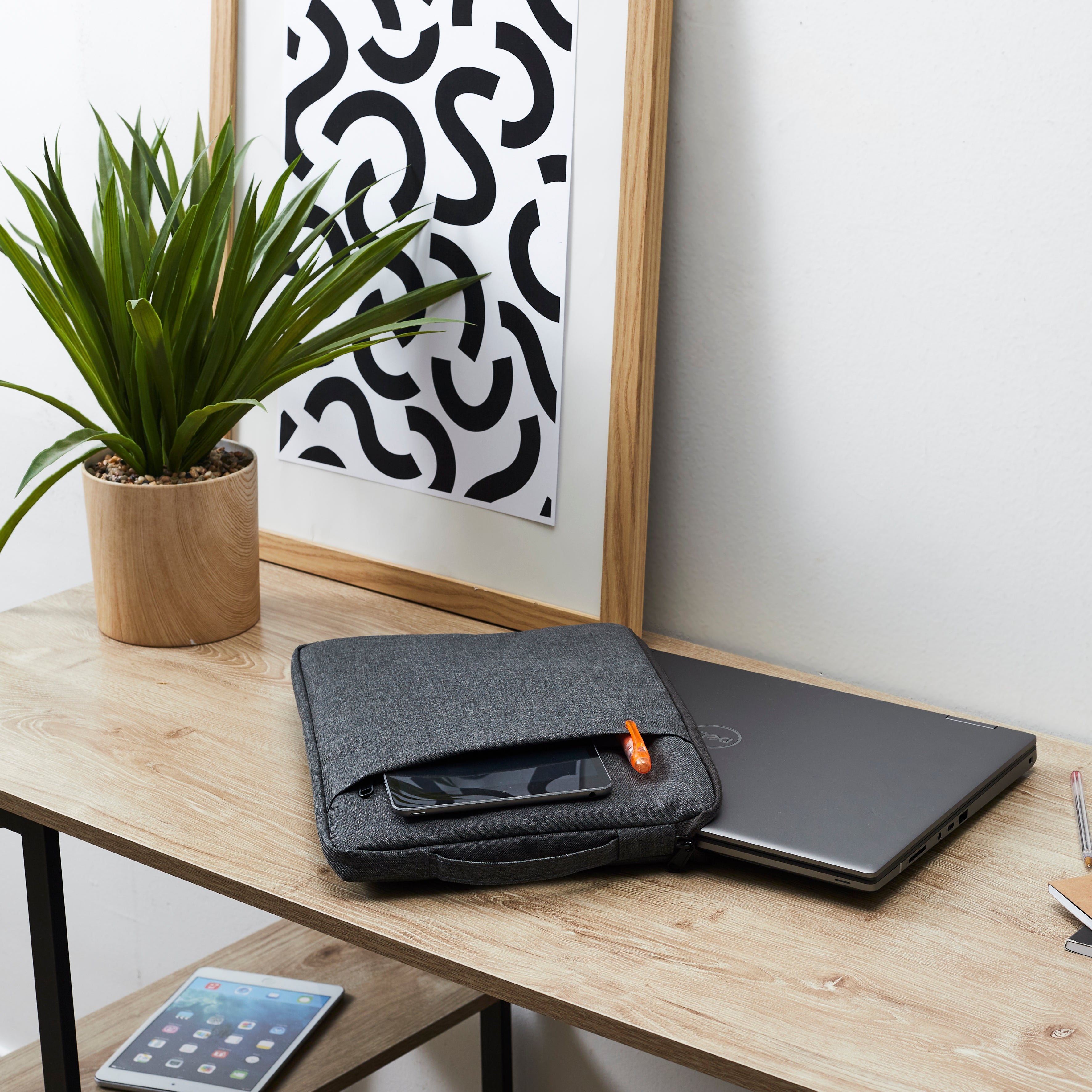 HOUSSE DE PROTECTION PC MULTIPOCHE