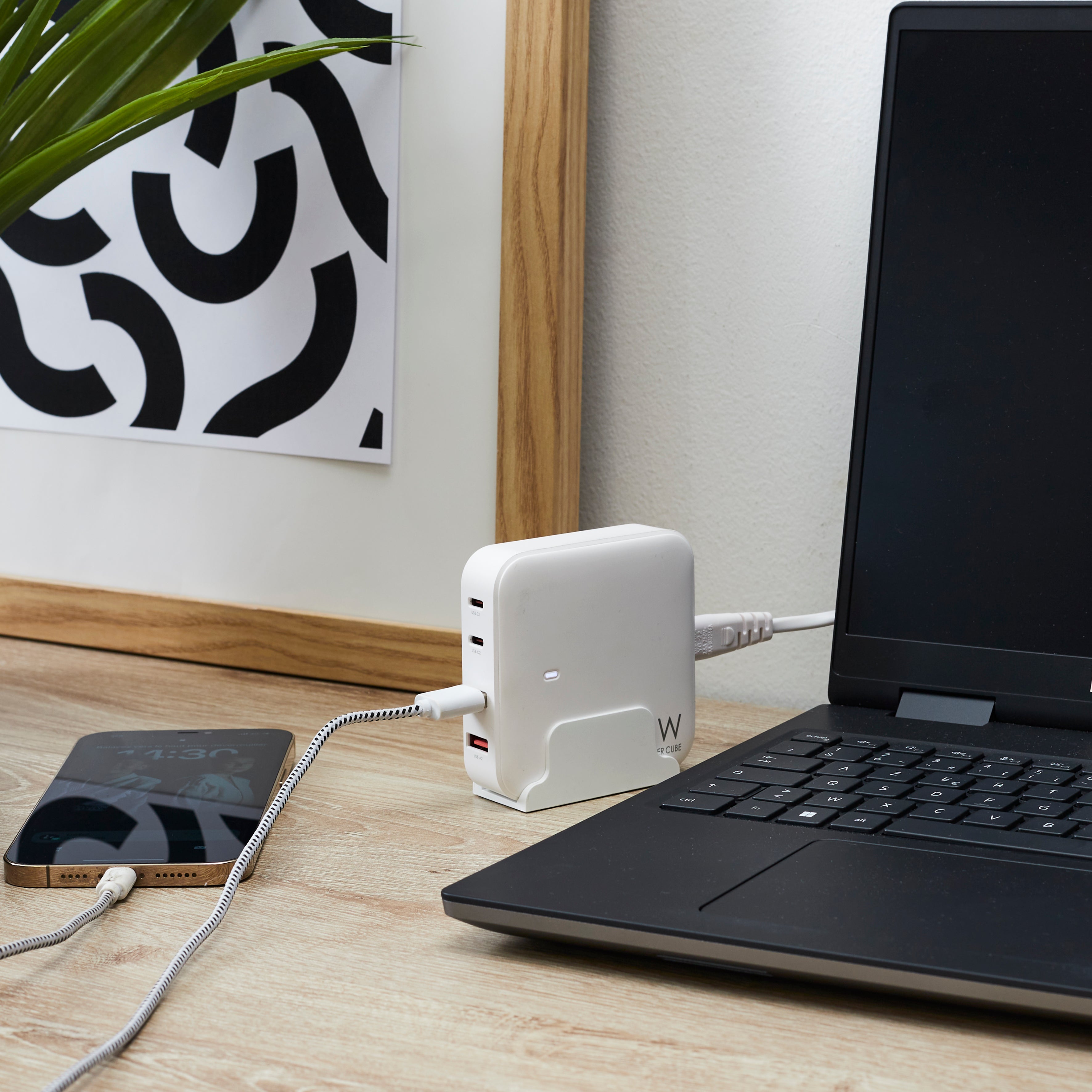 STATION DE CHARGE BUREAU 70W 2XUSB 2XTYPE C