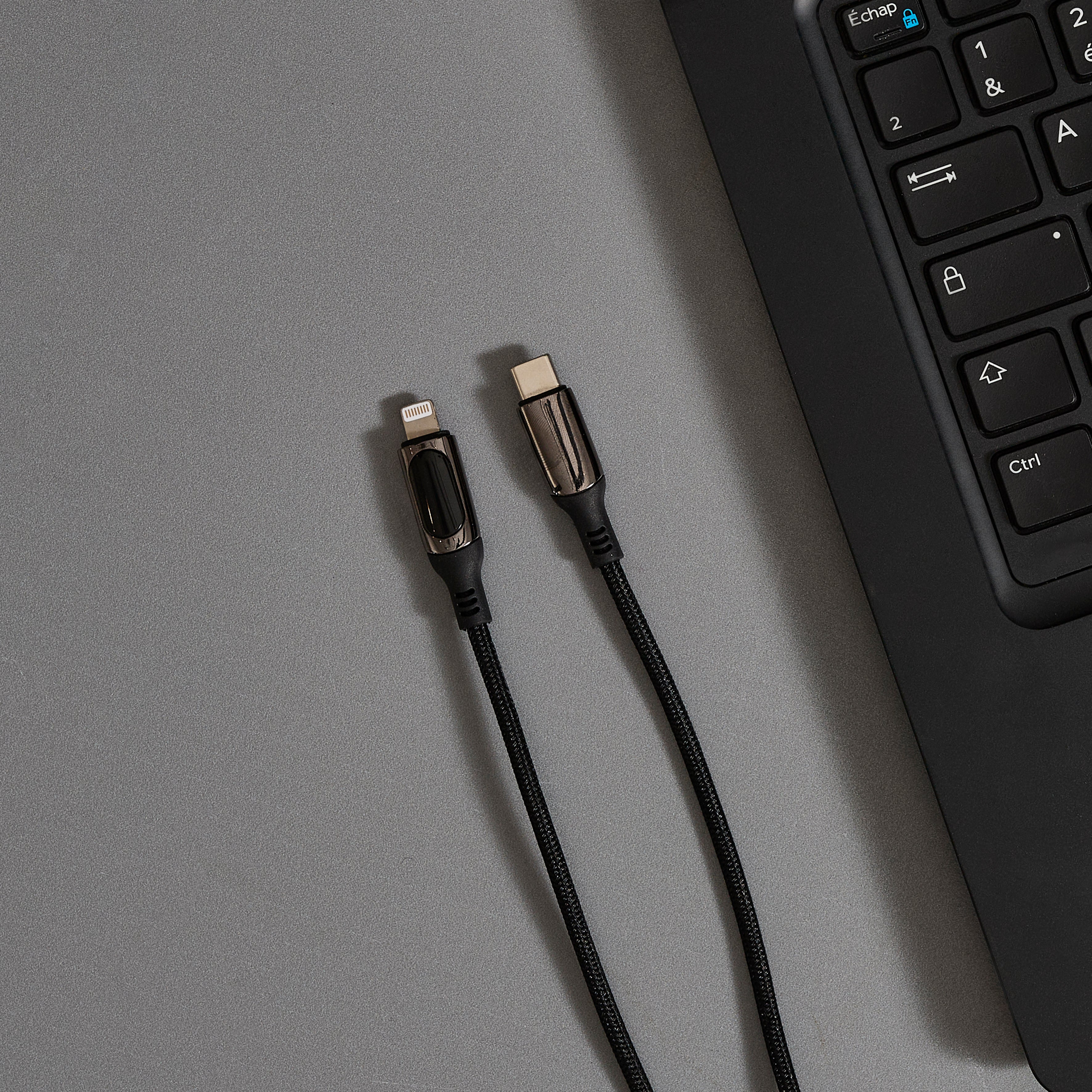 CABLE DE CHARGE C TO L WATTMETRE 30W 1M