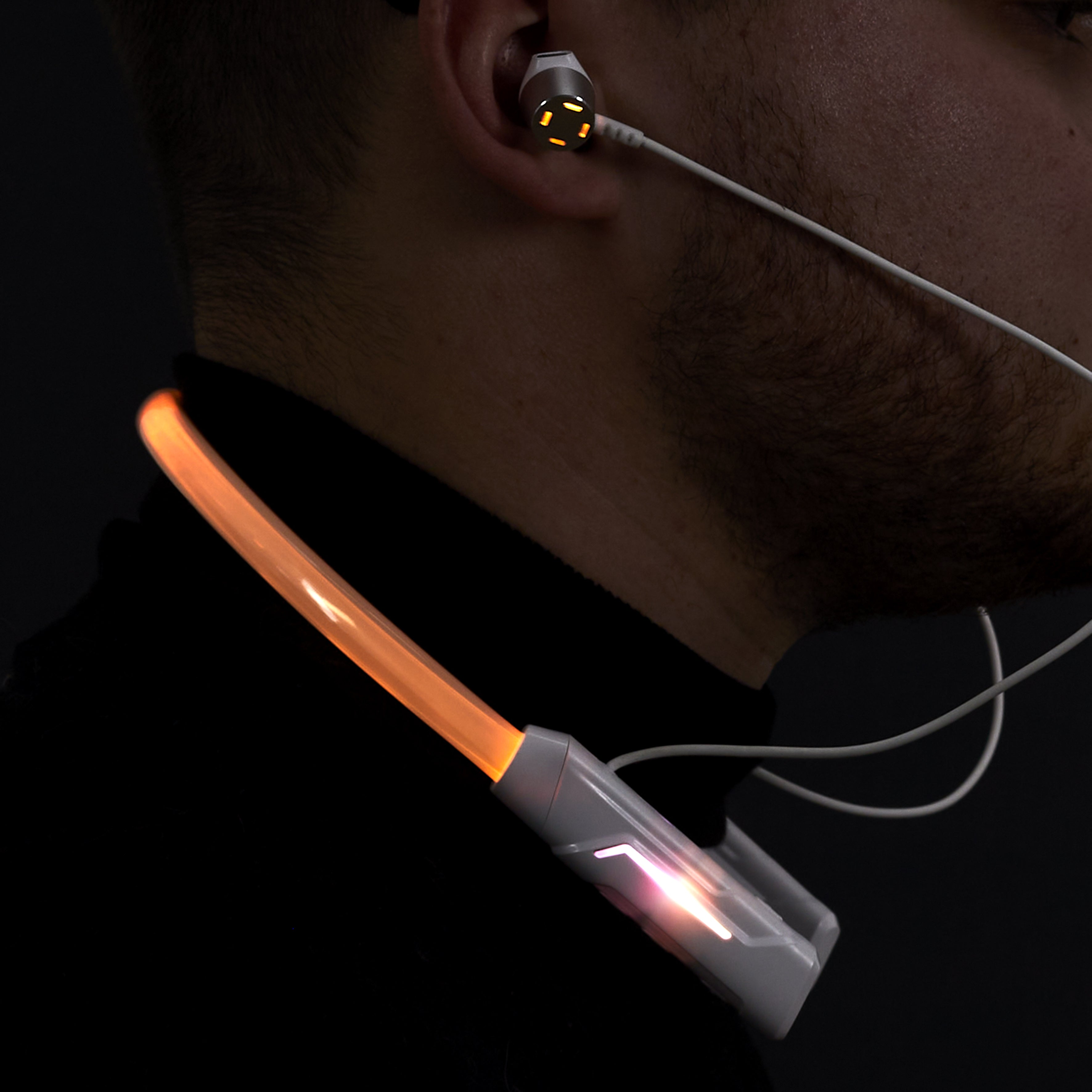 ECOUTEUR TOUR DU COU LED