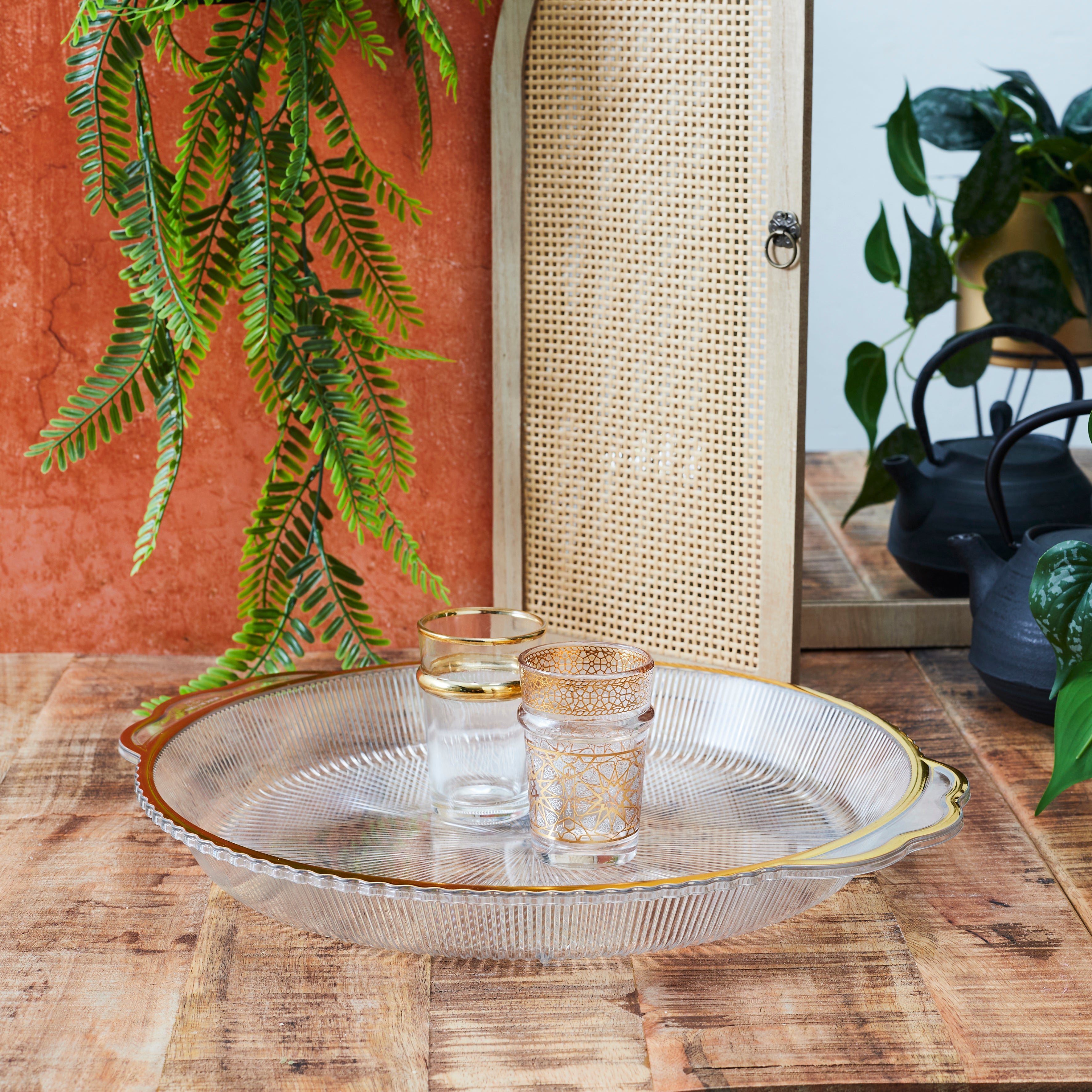 PLATEAU ROND PLASTIQUE D38.5CM SABAH
