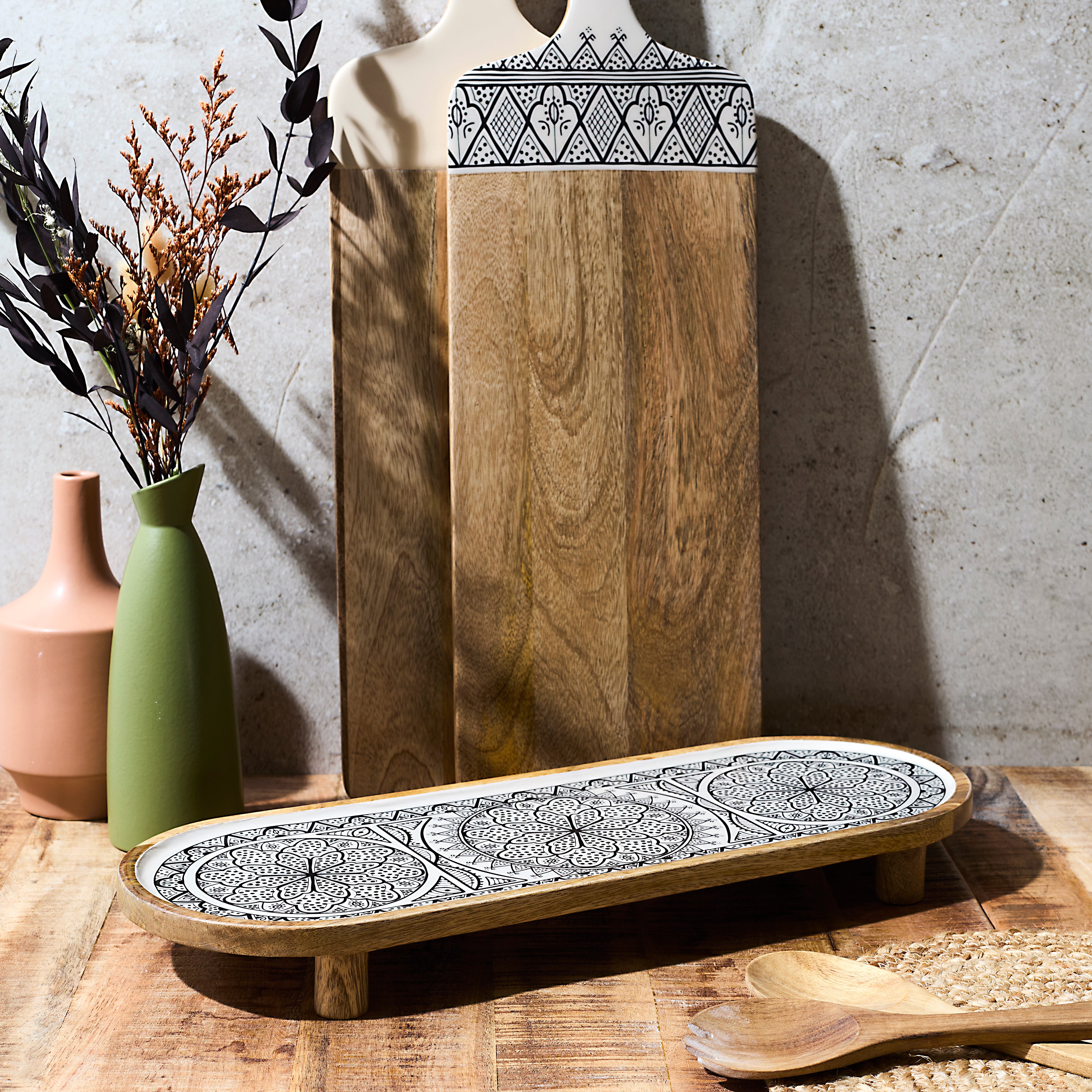 PLAT DE PRESENTATION MANGUIER DUNE NOIR 50CM