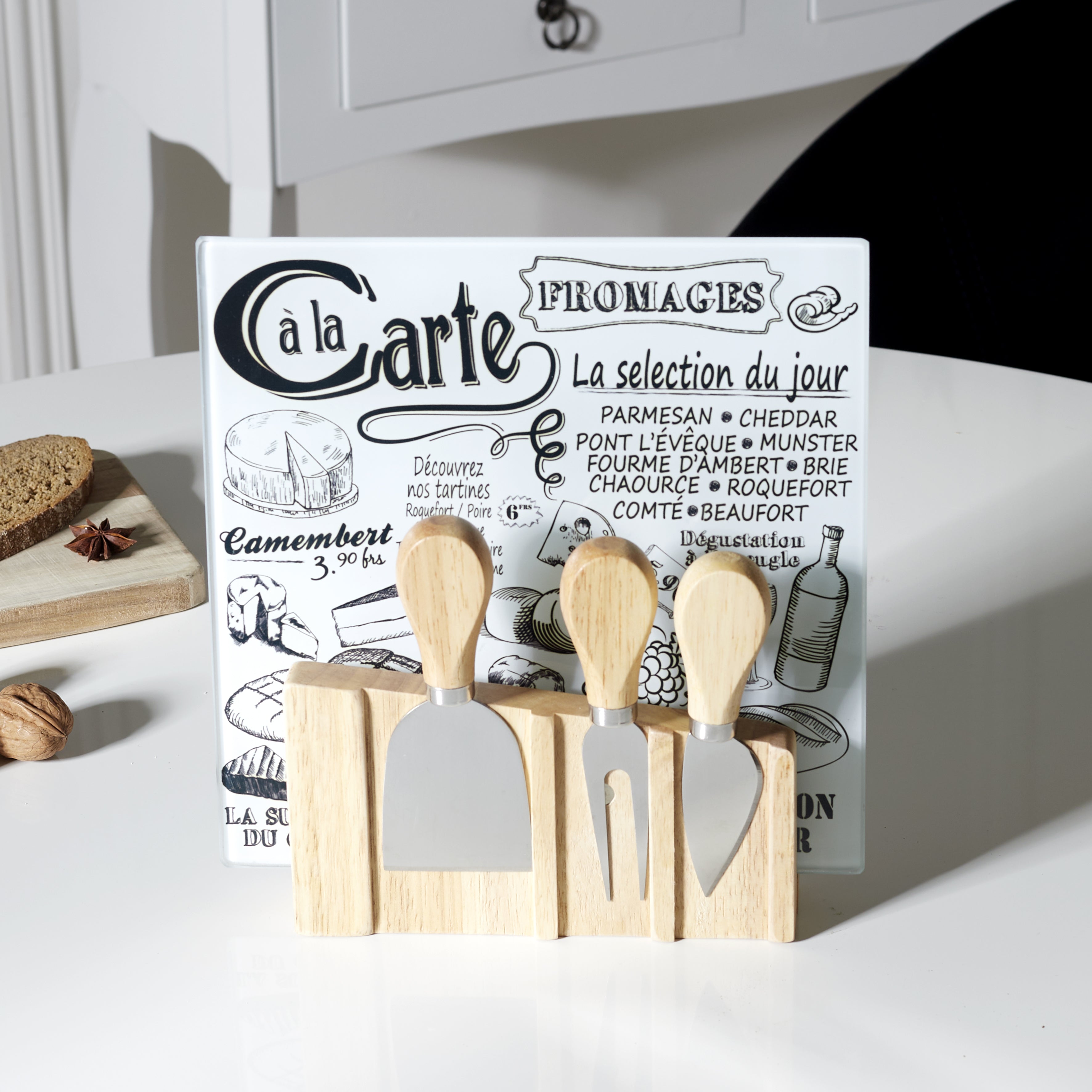 PLANCHE A FROMAGE AVEC 3 USTENSILES AIMANTES