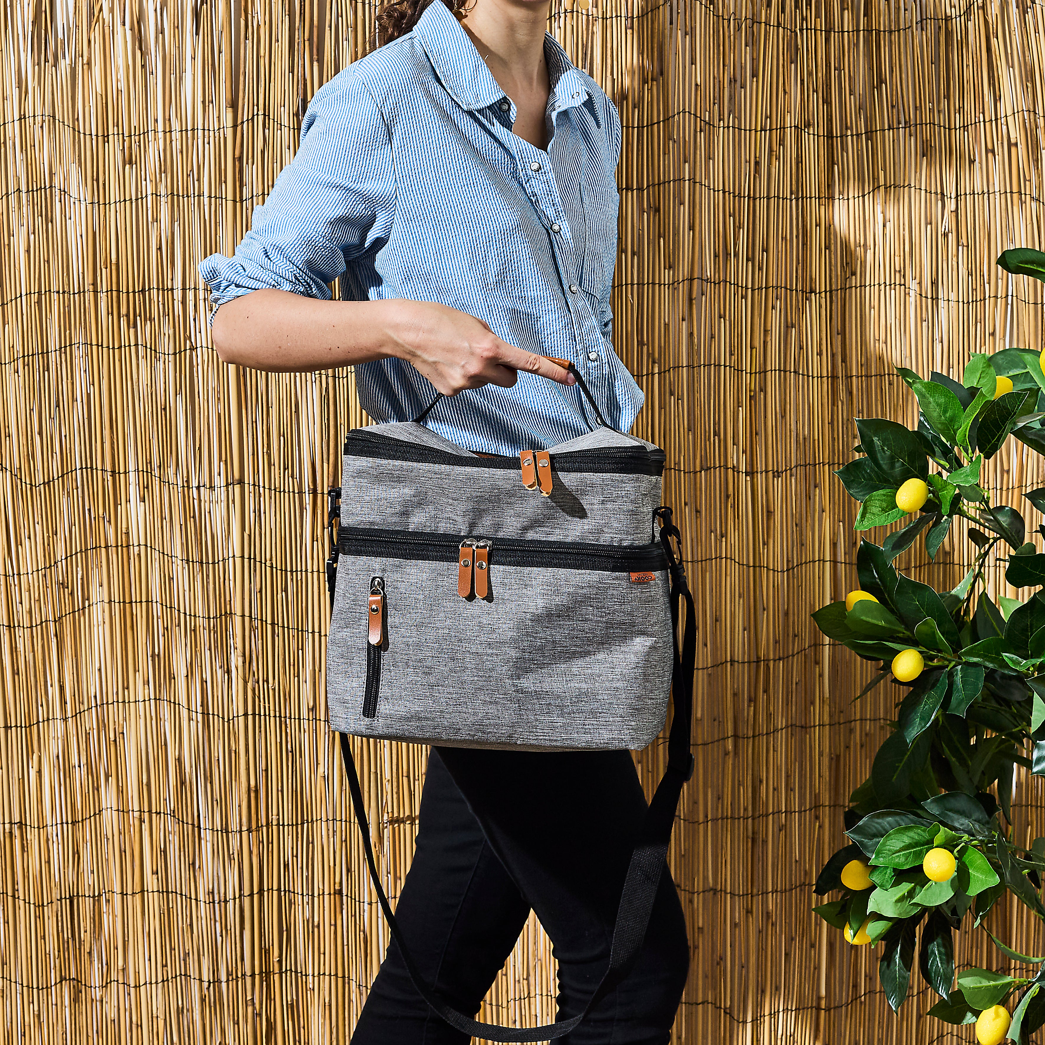 LUNCH BAG GRIS ZIPPE 26X27.5X18,5CM 10,6L