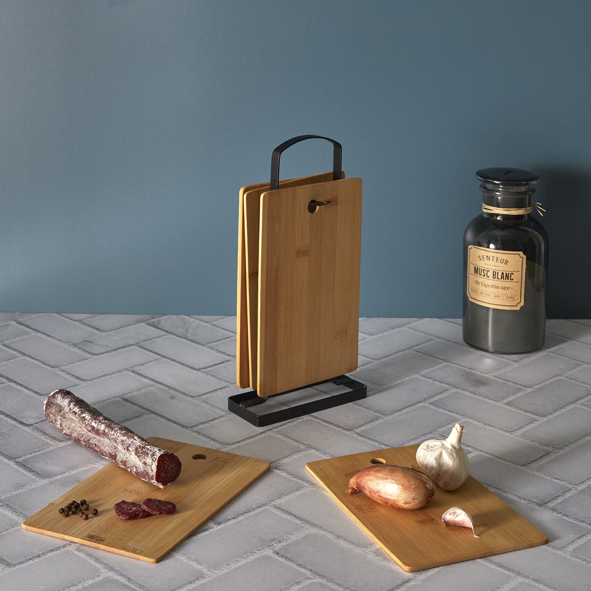 PLANCHE A DECOUPER BAMBOU X6 AVEC SOCLE METAL