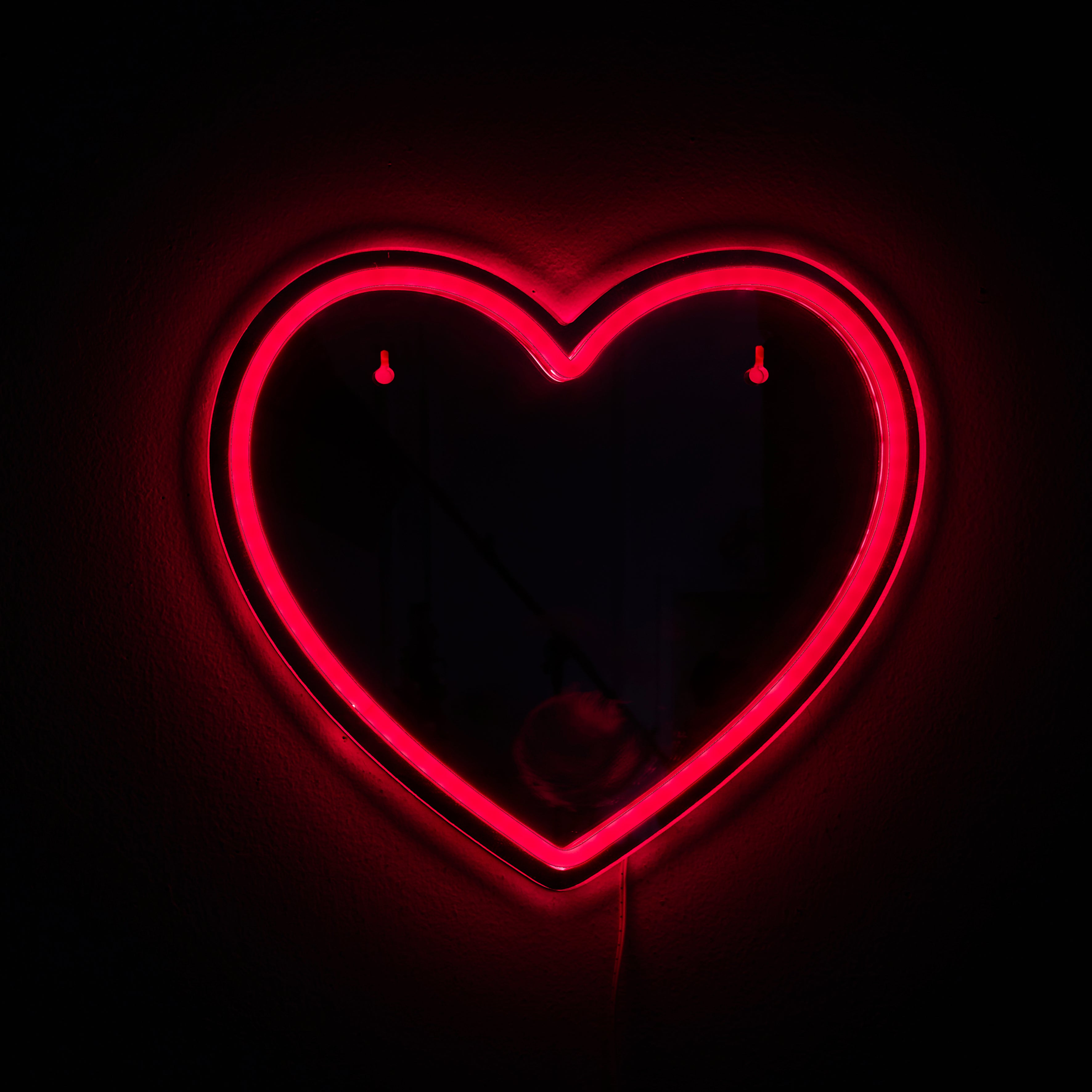 MIROIR LED EFFET NEON COEUR