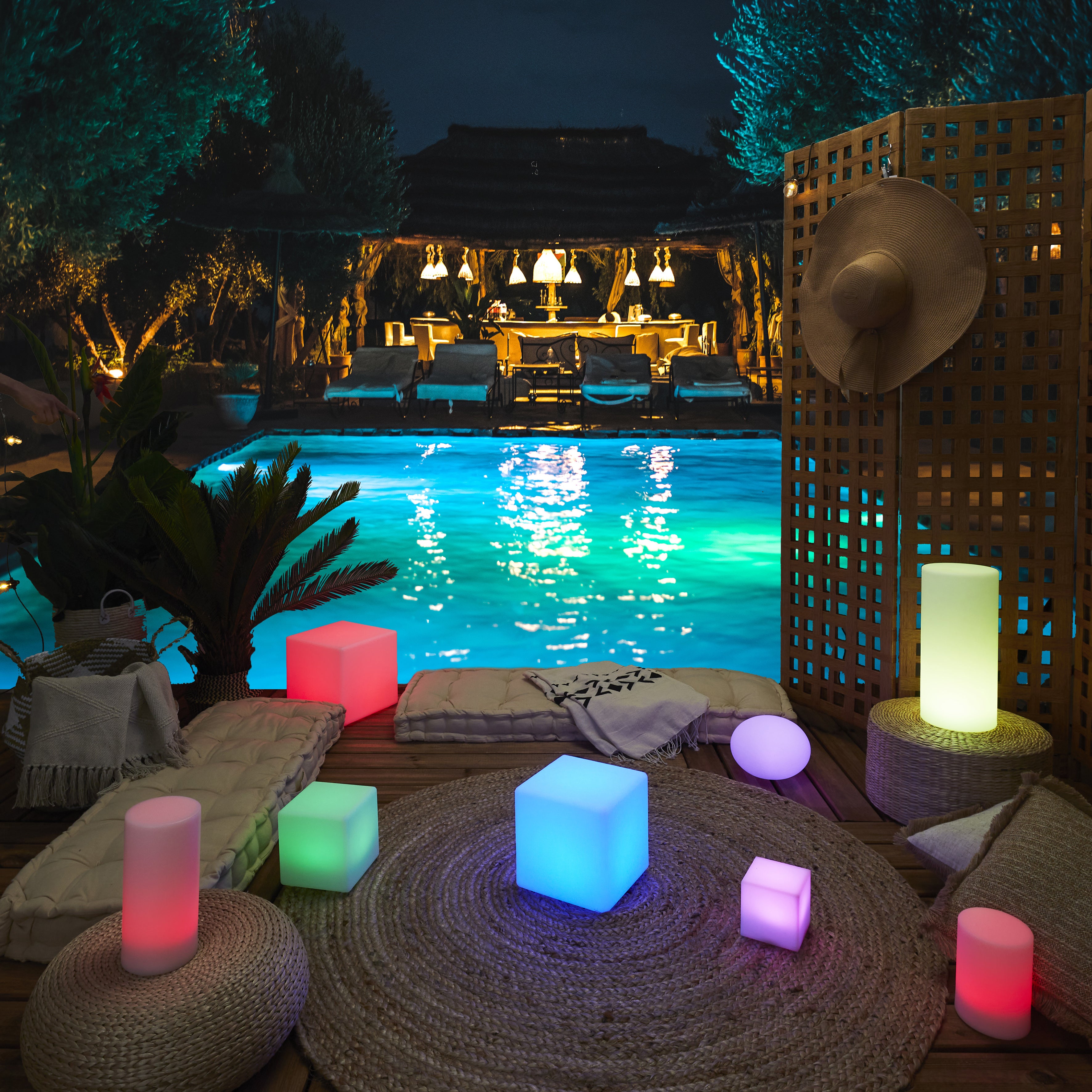 LAMPE CUBE EXTERIEUR AVEC TELECOMMANDE