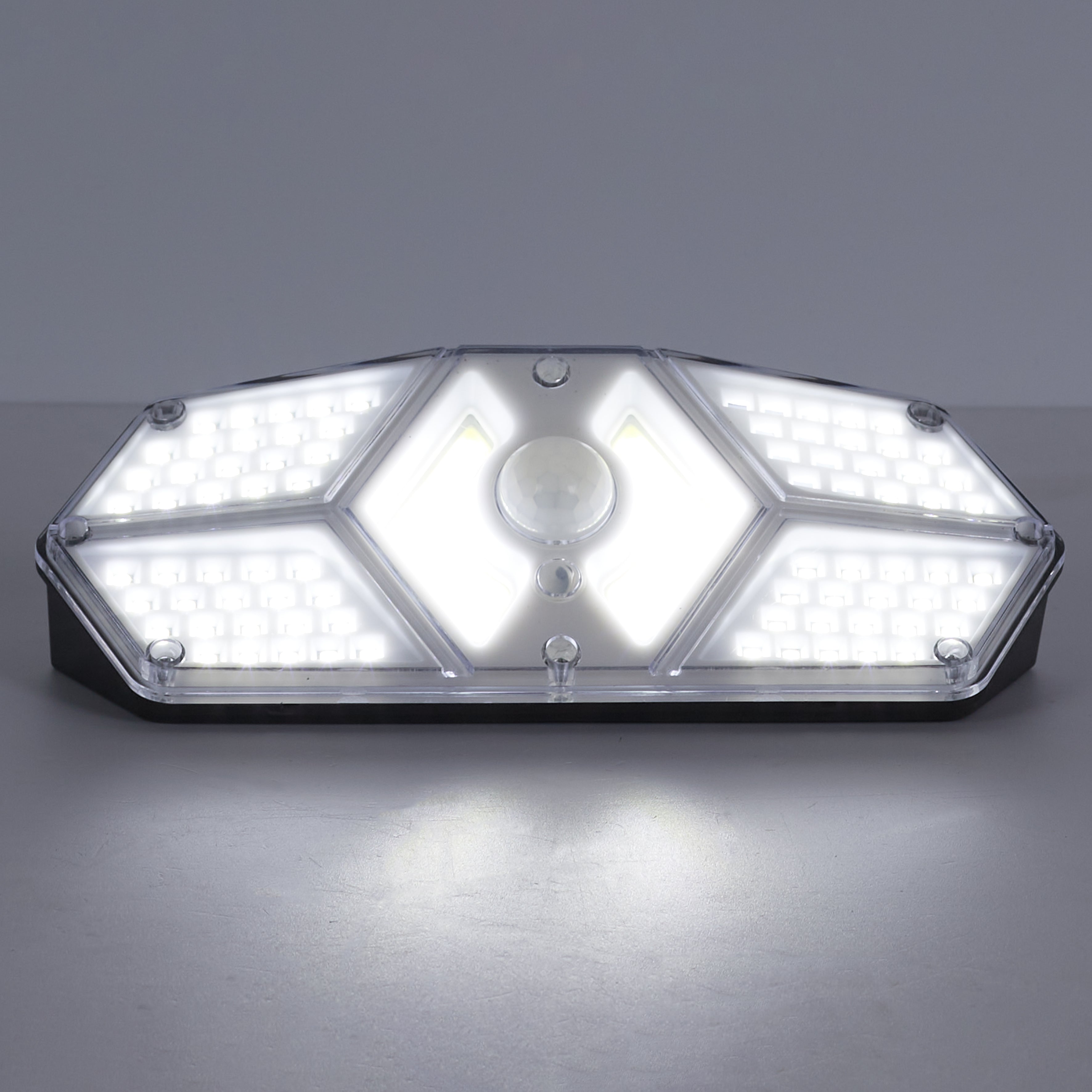 LAMPE LED SOLAIRE EXTERIEUR