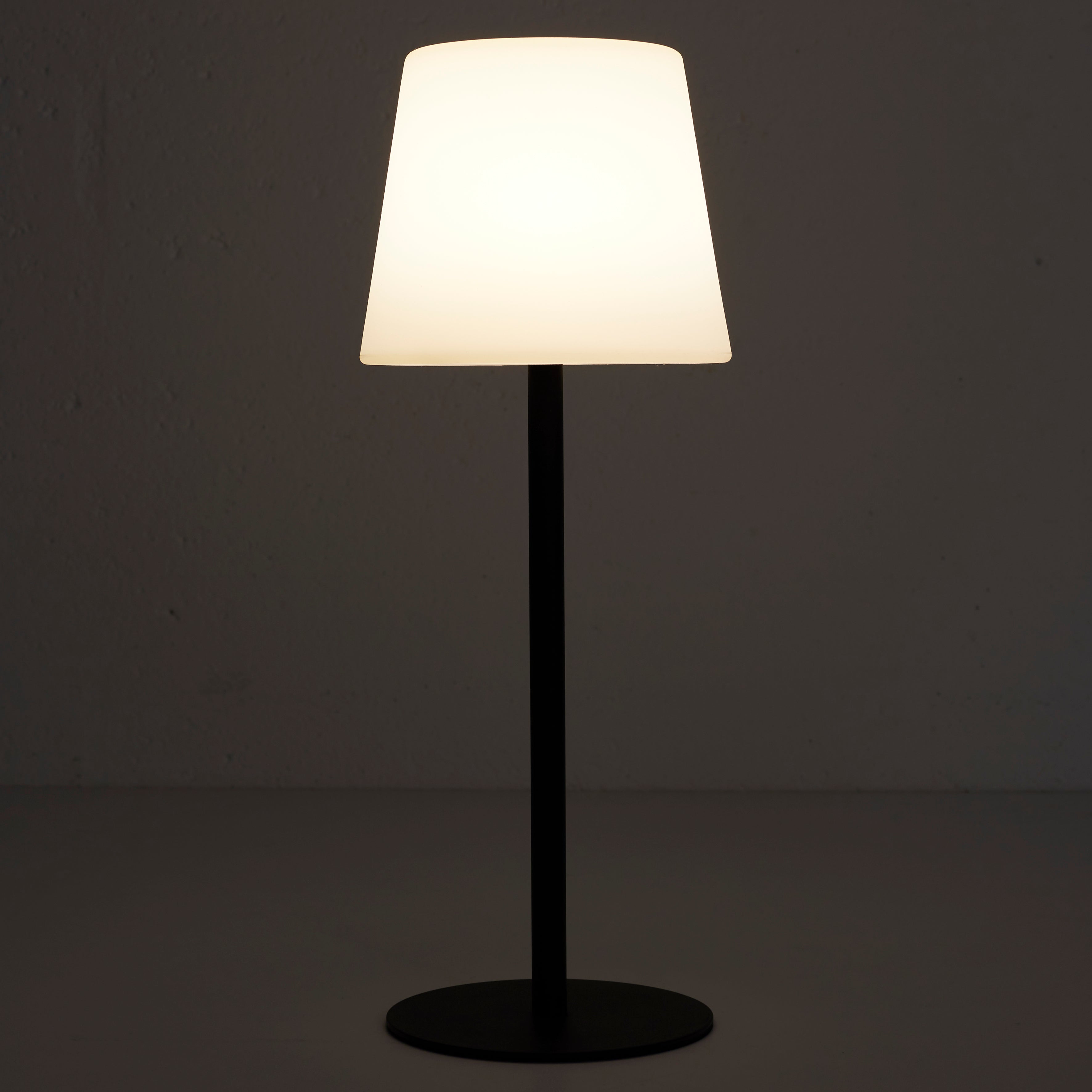 LAMPE INT EXT RECHARGEABLE USB IP65 H40CM NOIR