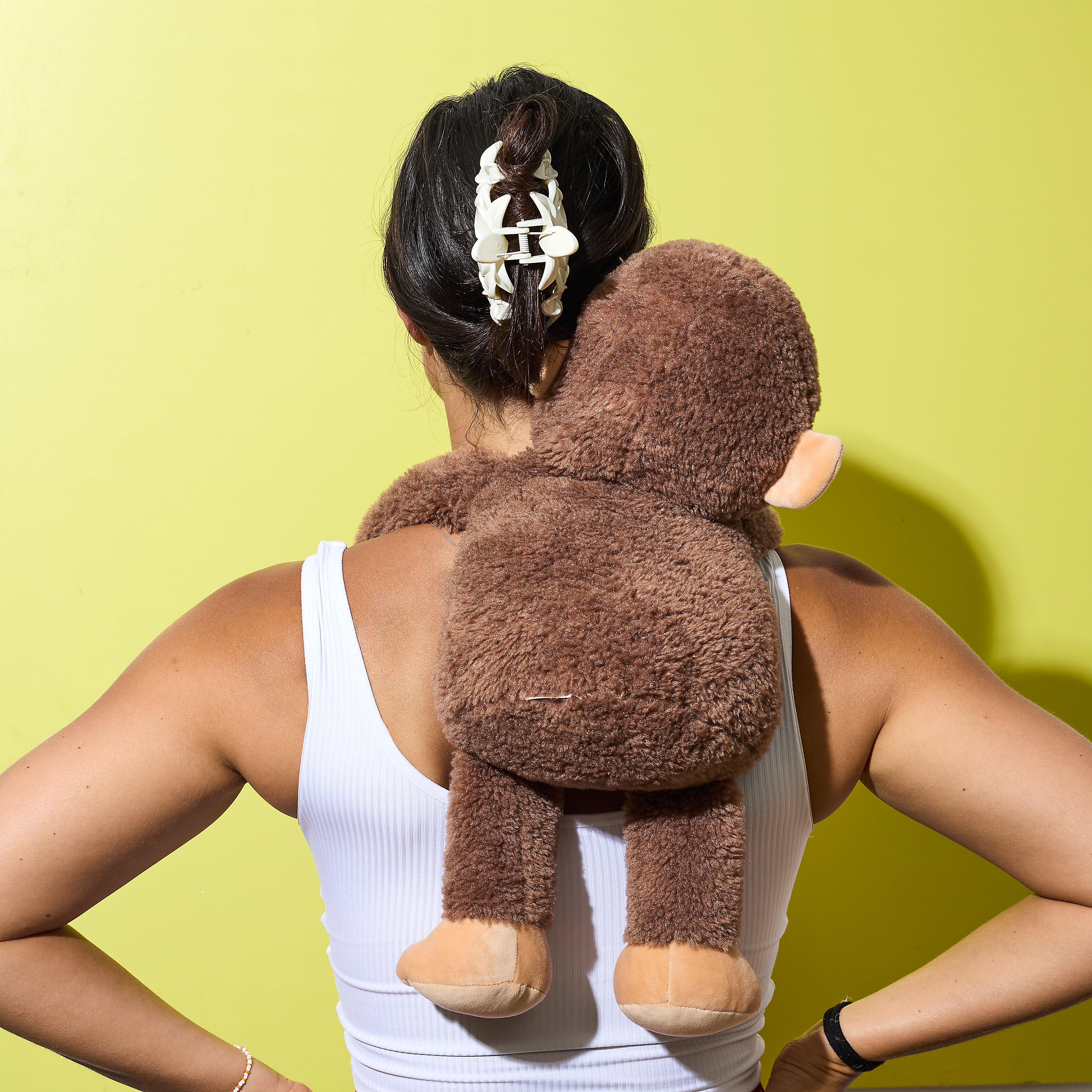 PELUCHE SINGE CALIN LESTEE
