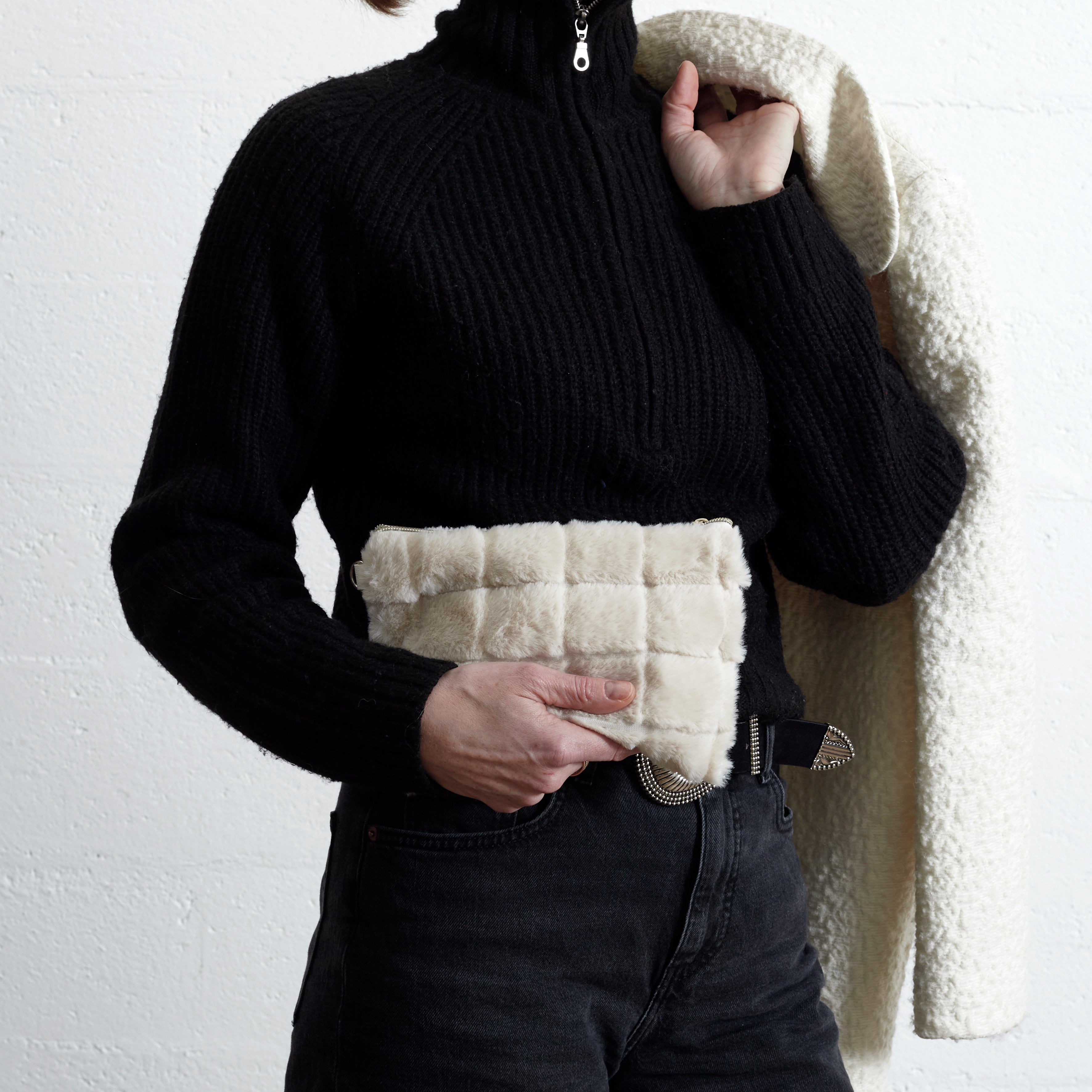 POCHETTE FLUFFY FAUSSE FOURRURE