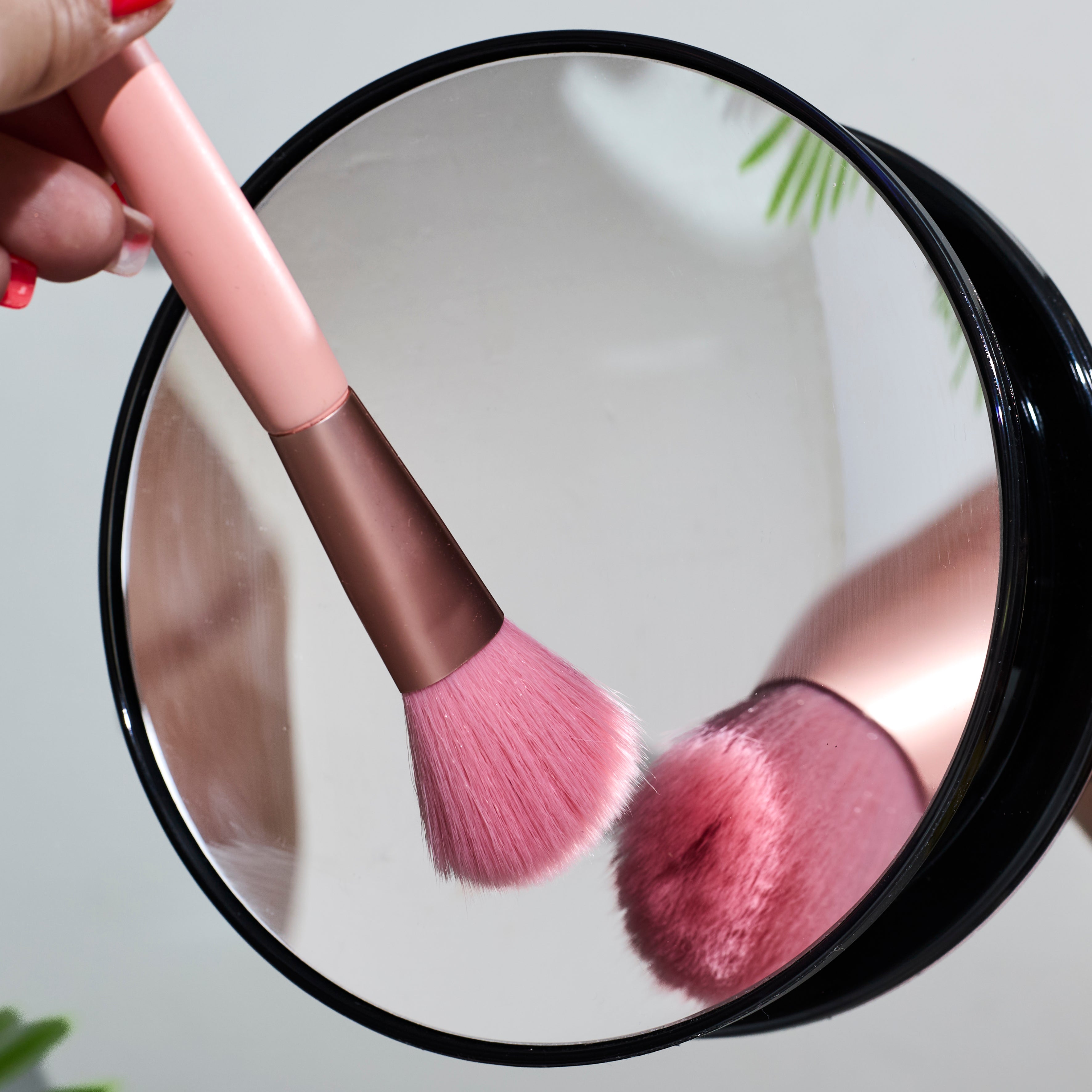 MIROIR GROSSISSANT X30 AVEC VENTOUSE