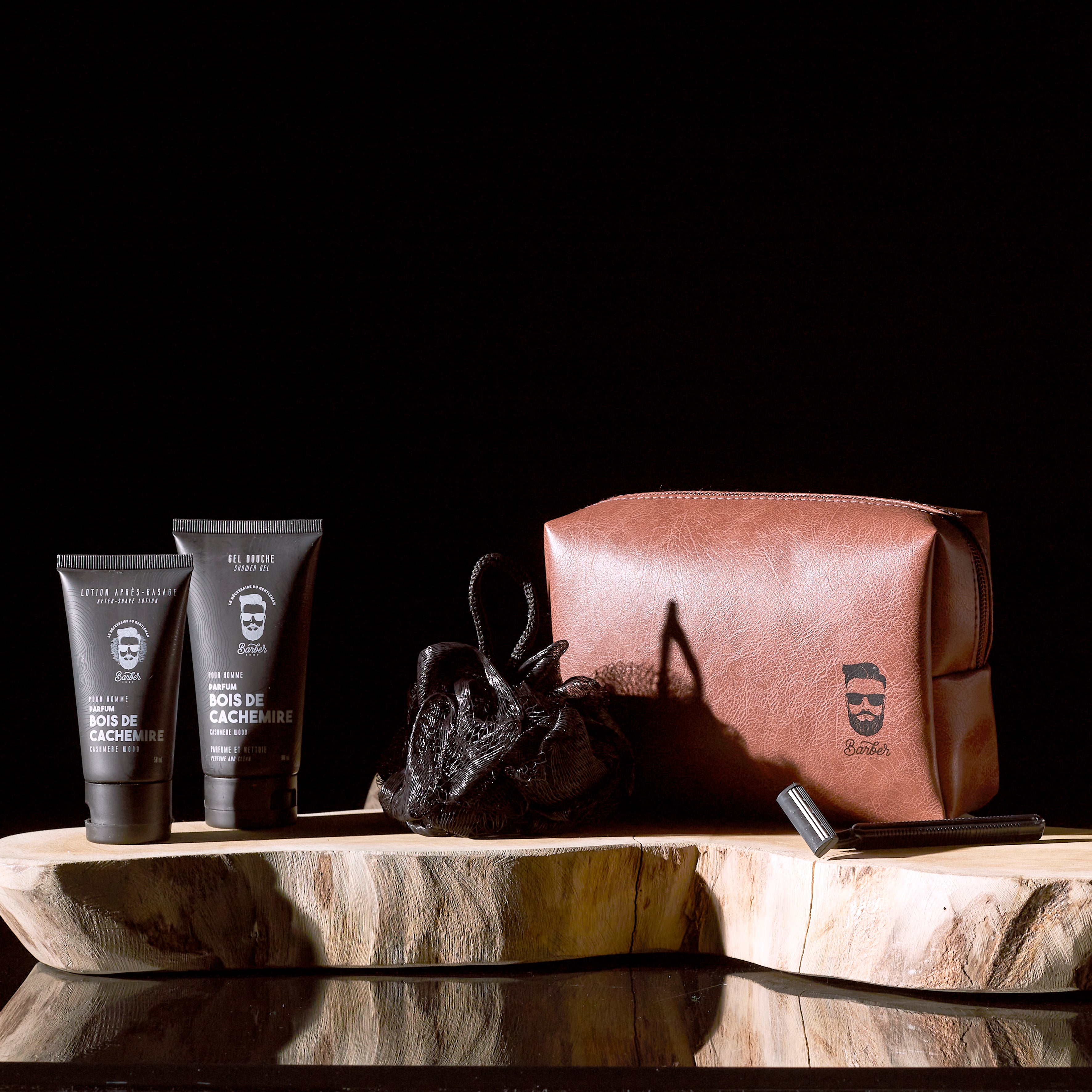 COFFRET SOIN CORPS HOMME 5 ACCESSOIRES