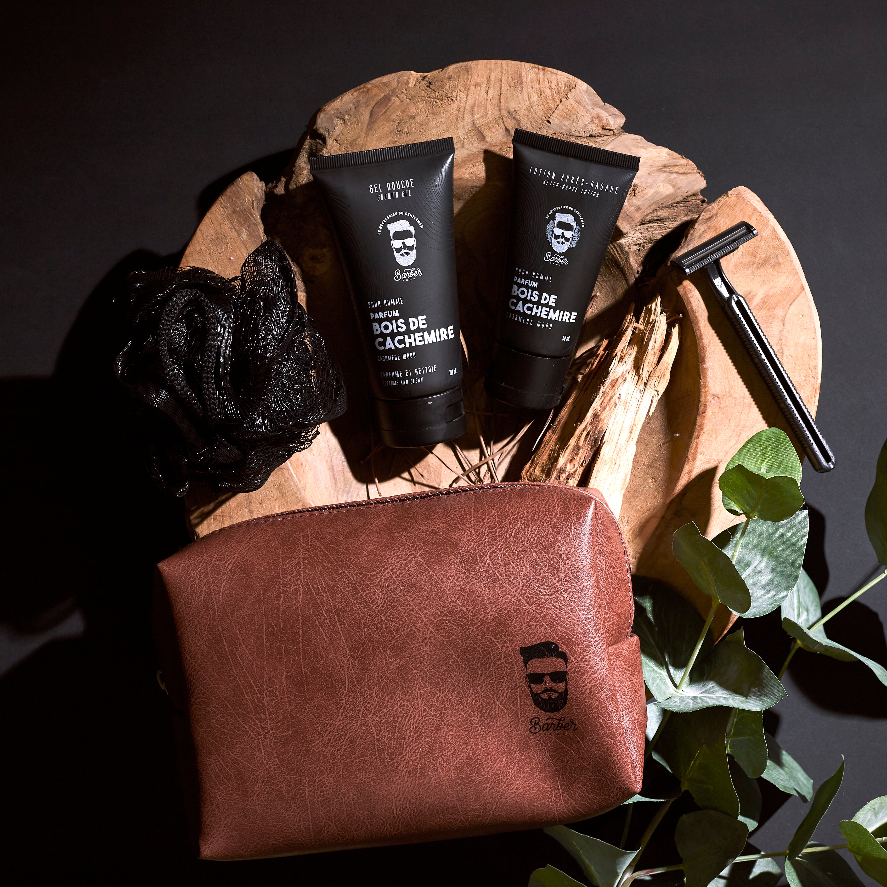 COFFRET SOIN CORPS HOMME 5 ACCESSOIRES