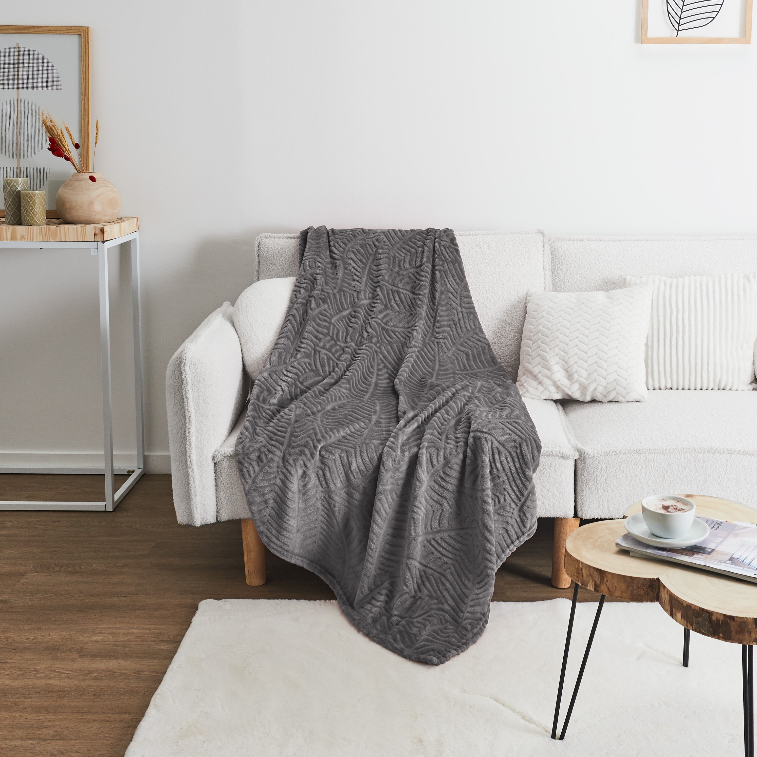 PLAID FLANELLE EMBOSSE GRIS FONCE 150X200CM