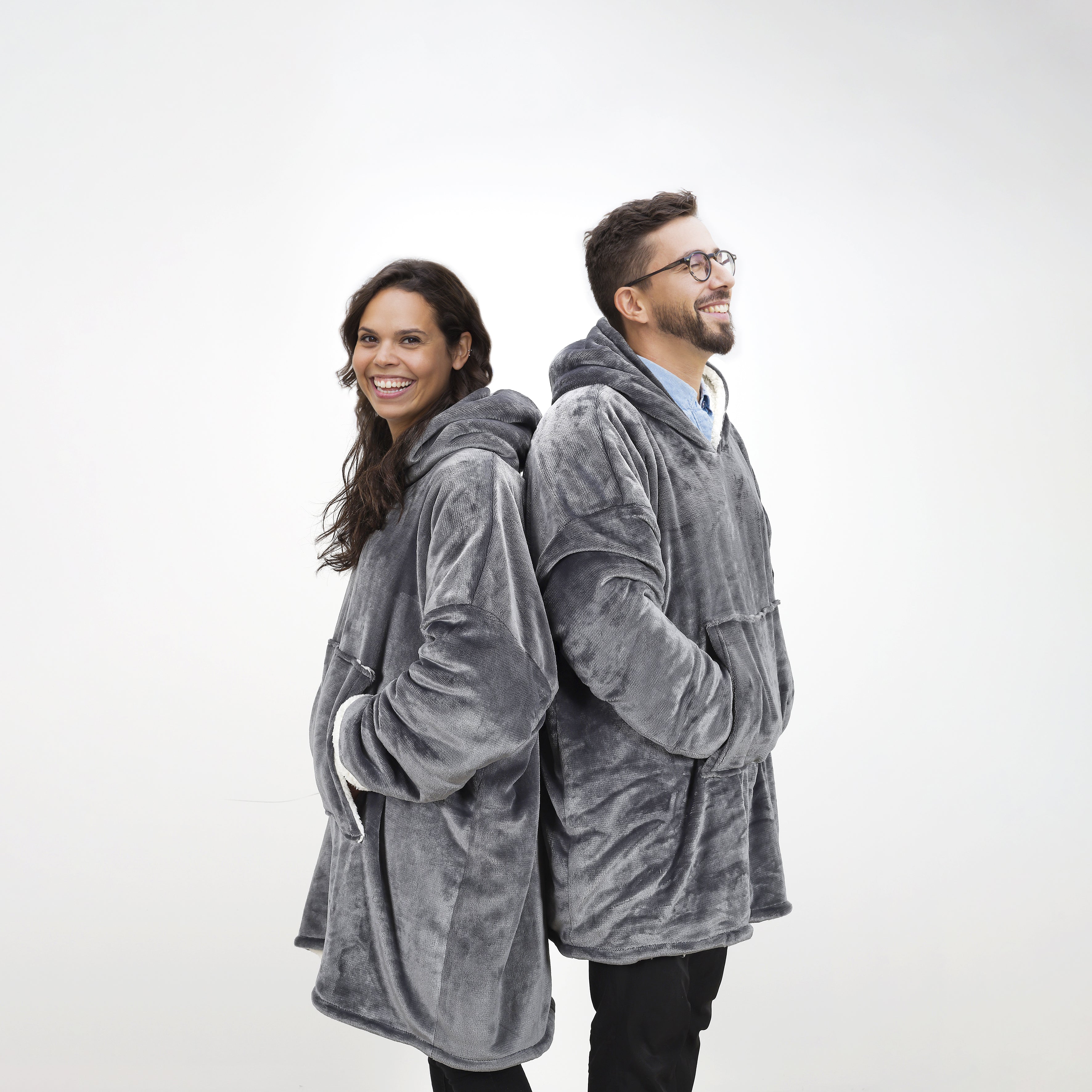 SWEAT A CAPUCHE INTERIEUR SHERPA GRIS