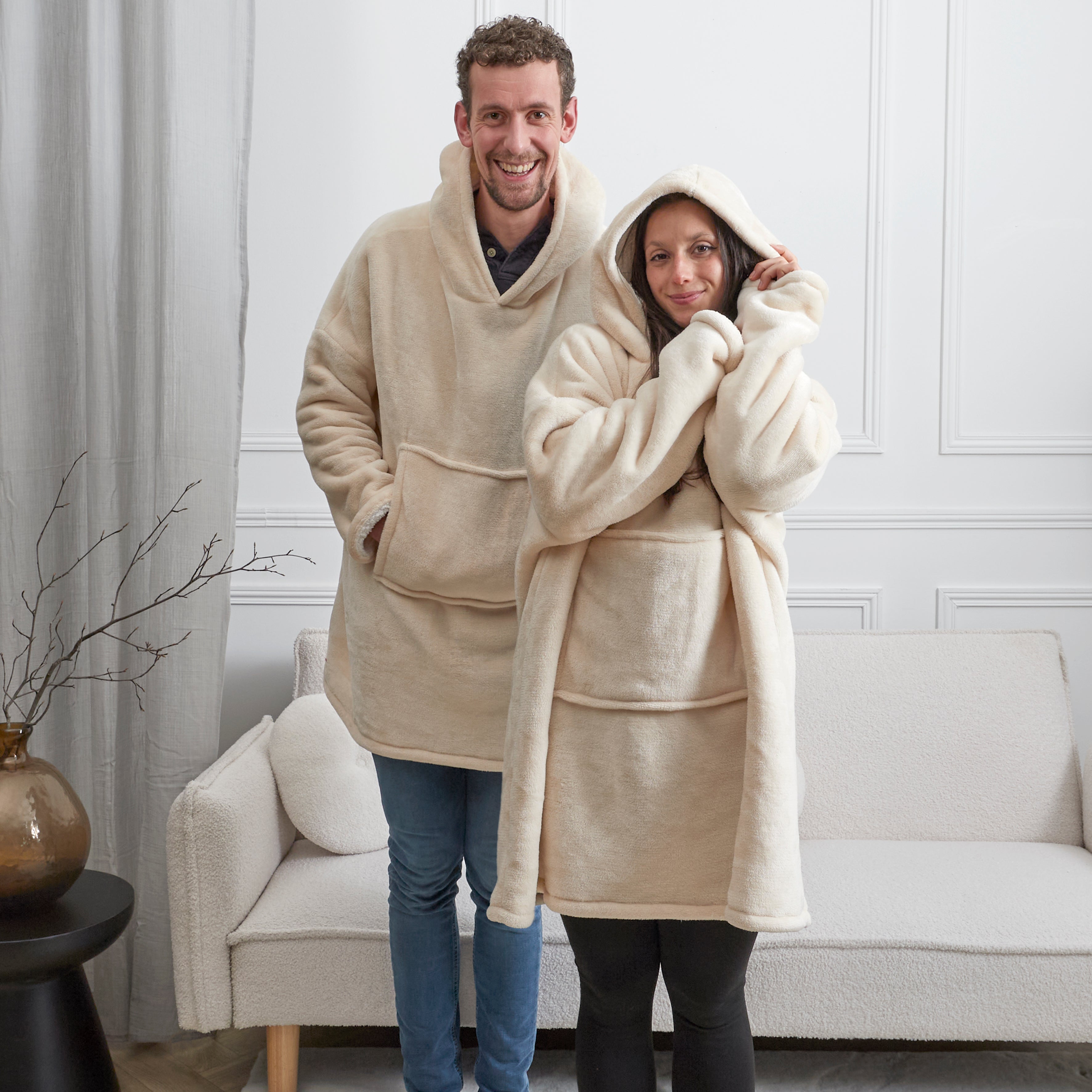 SWEAT A CAPUCHE INTERIEUR SHERPA LIN