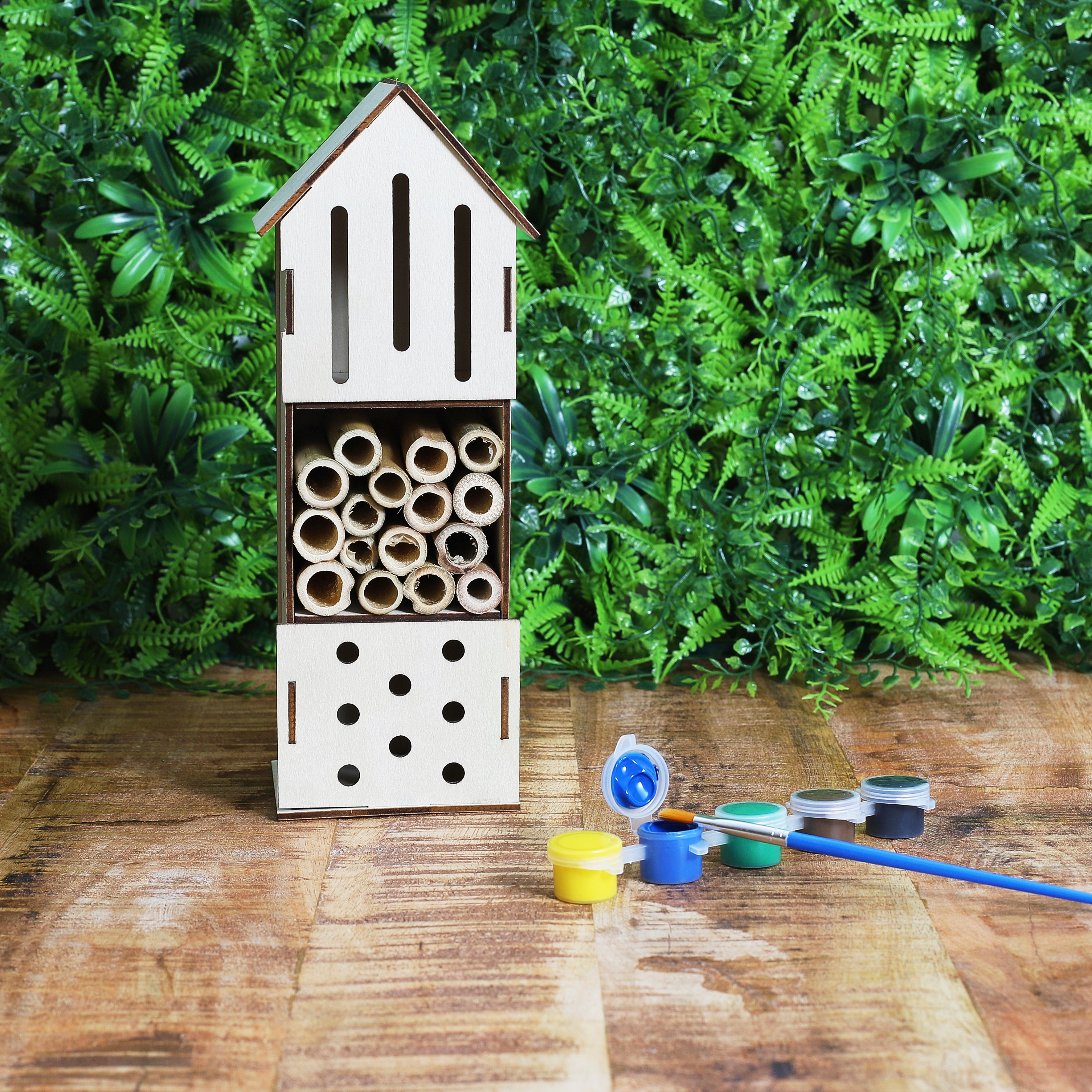 MAISON A INSECTES A MONTER SOI MEME H23.5CM