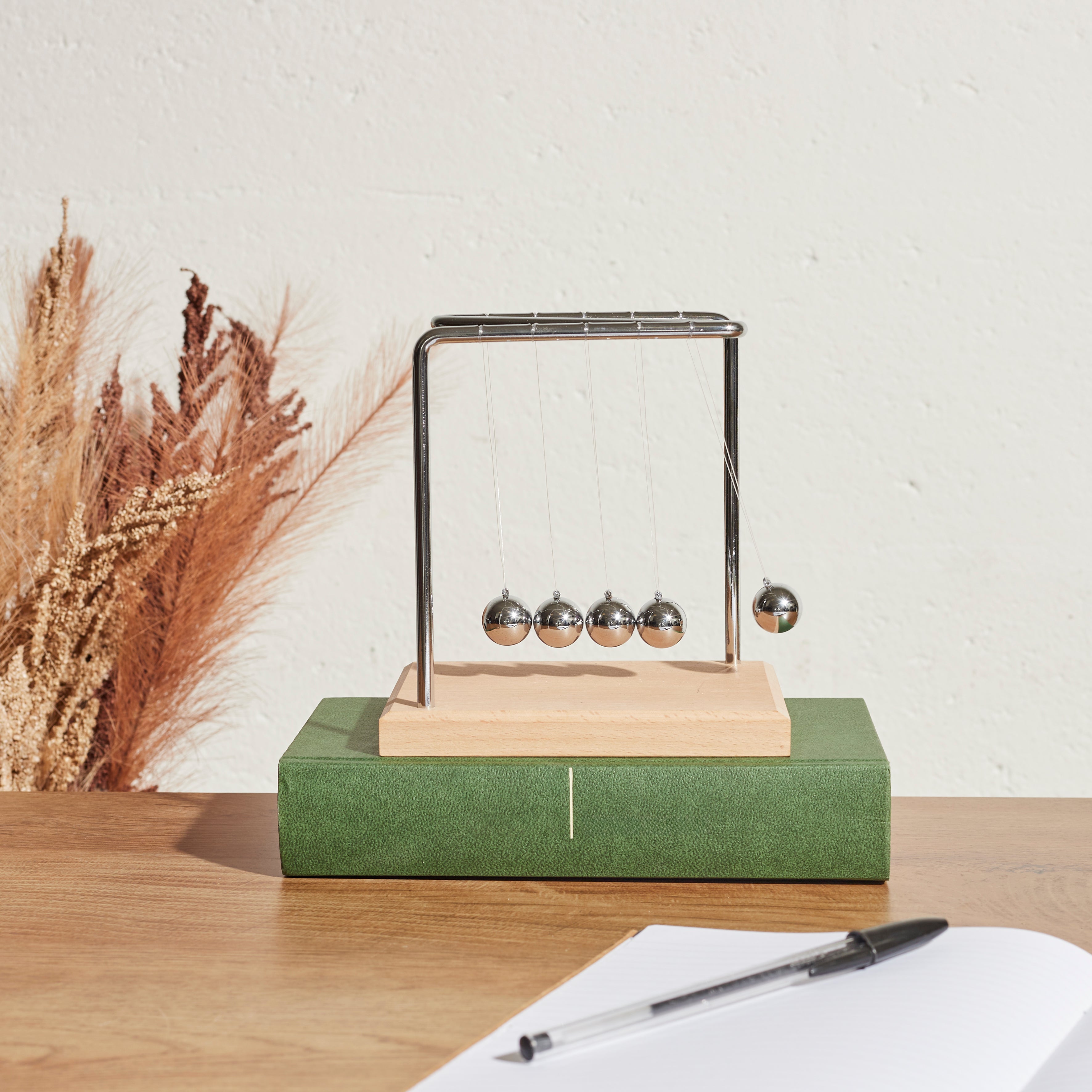 PENDULE DE NEWTON H15CM