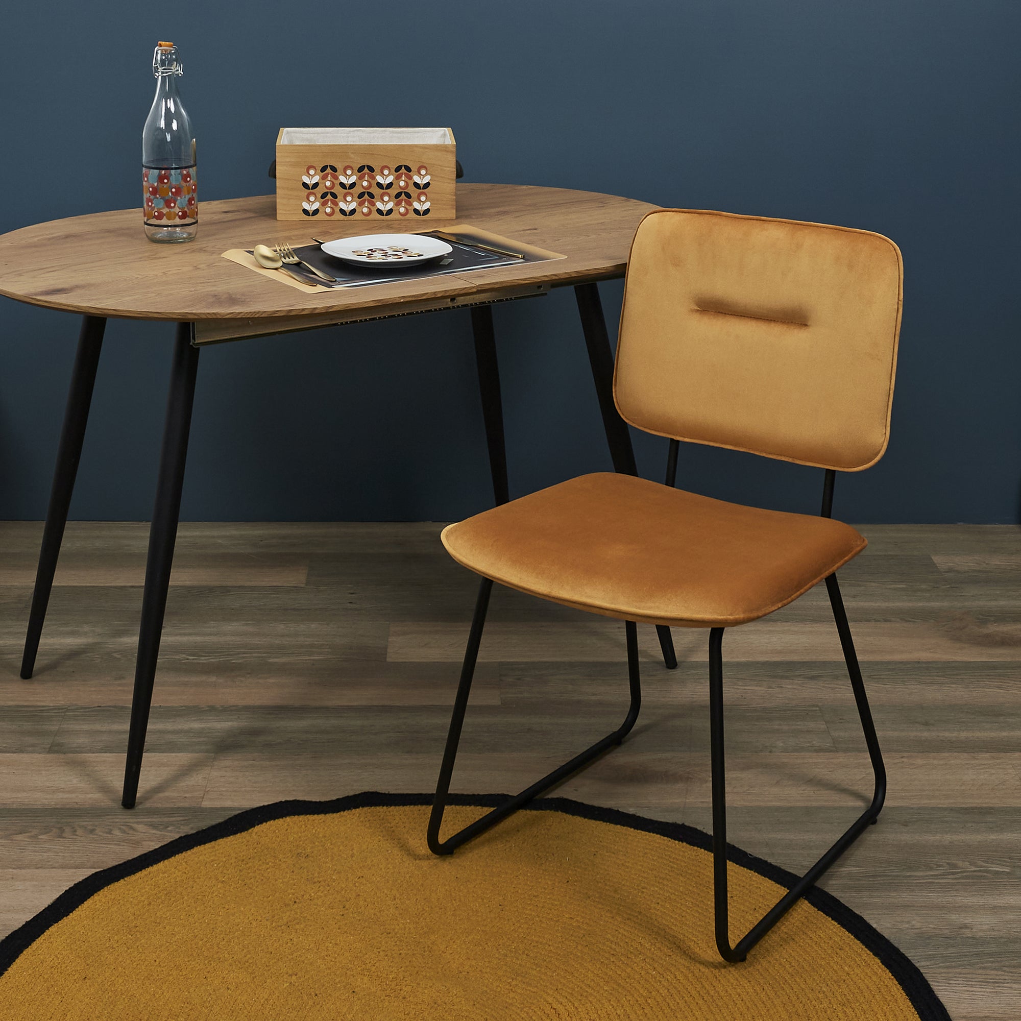 TABLE EXTENSIBLE 4 A 6 PERSONNES