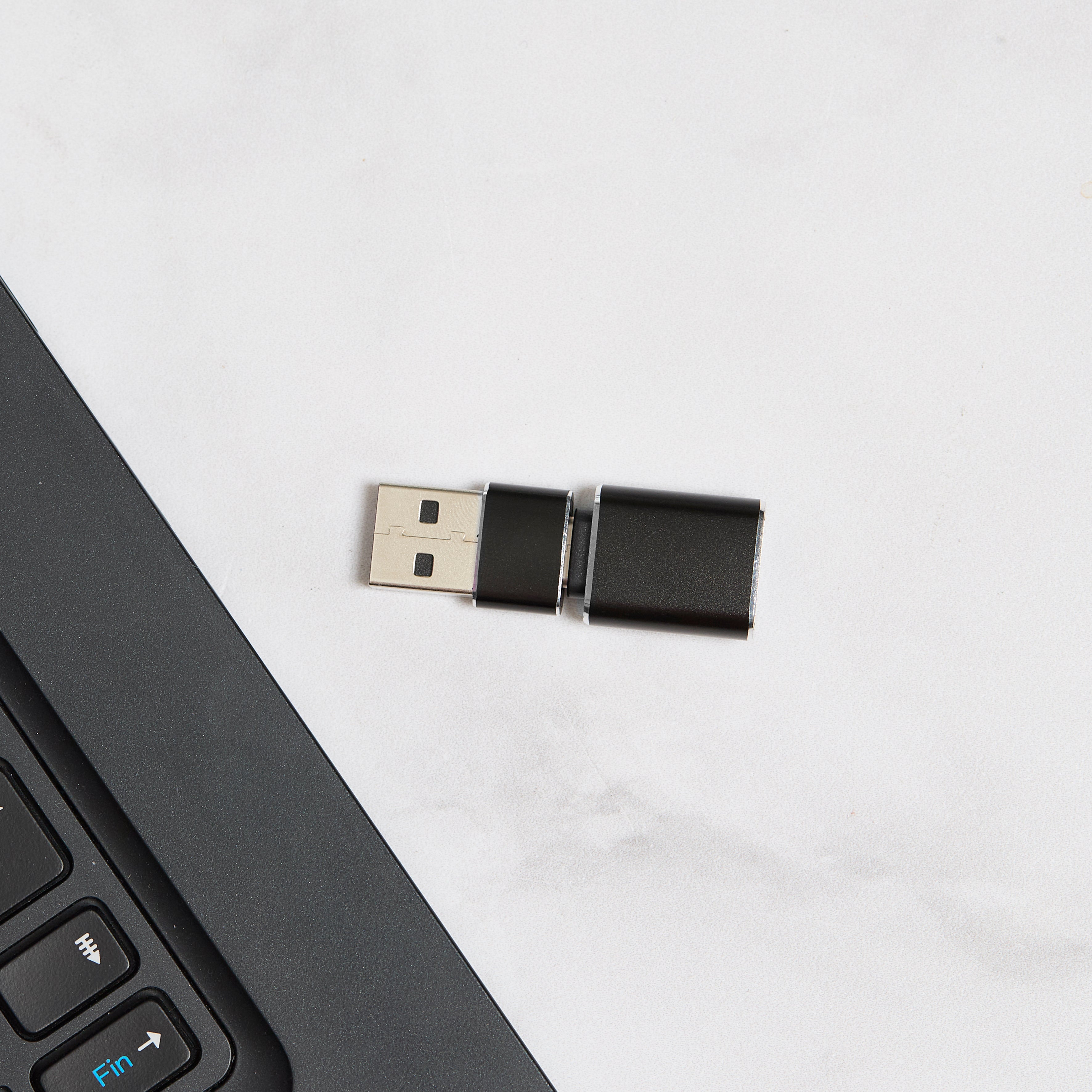 MINI ADAPTATEUR TYPE C VERS USB