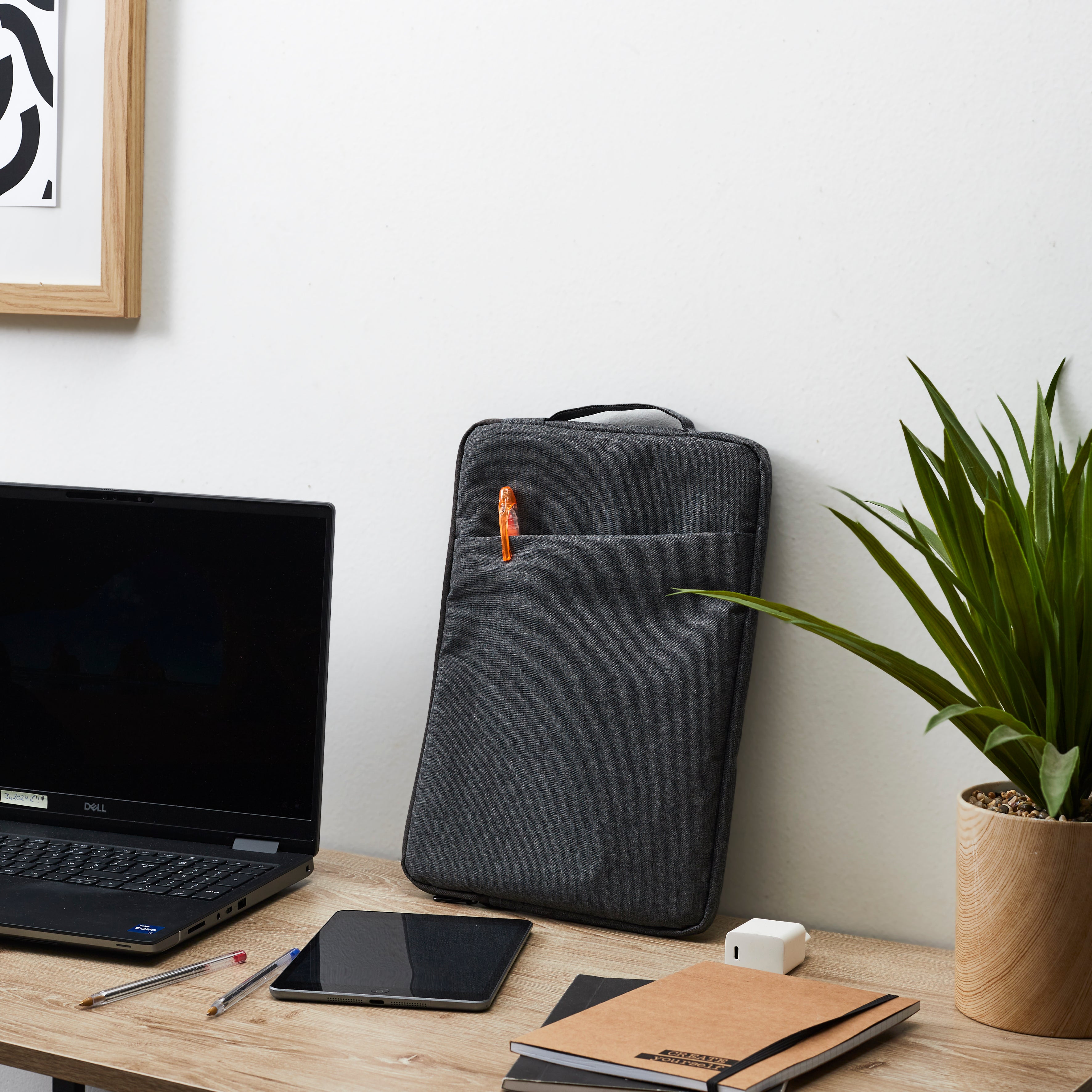 HOUSSE DE PROTECTION PC MULTIPOCHE