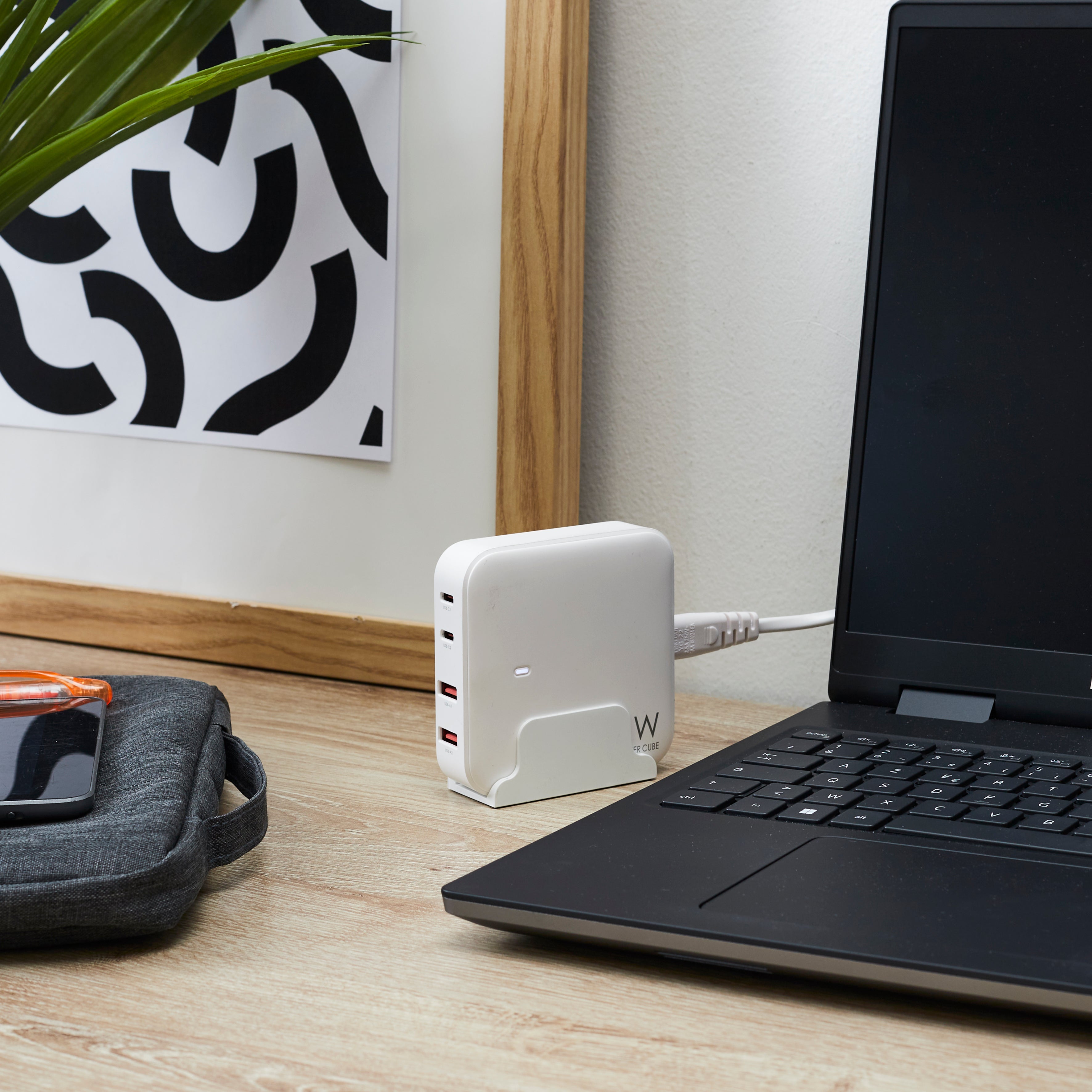 STATION DE CHARGE BUREAU 70W 2XUSB 2XTYPE C