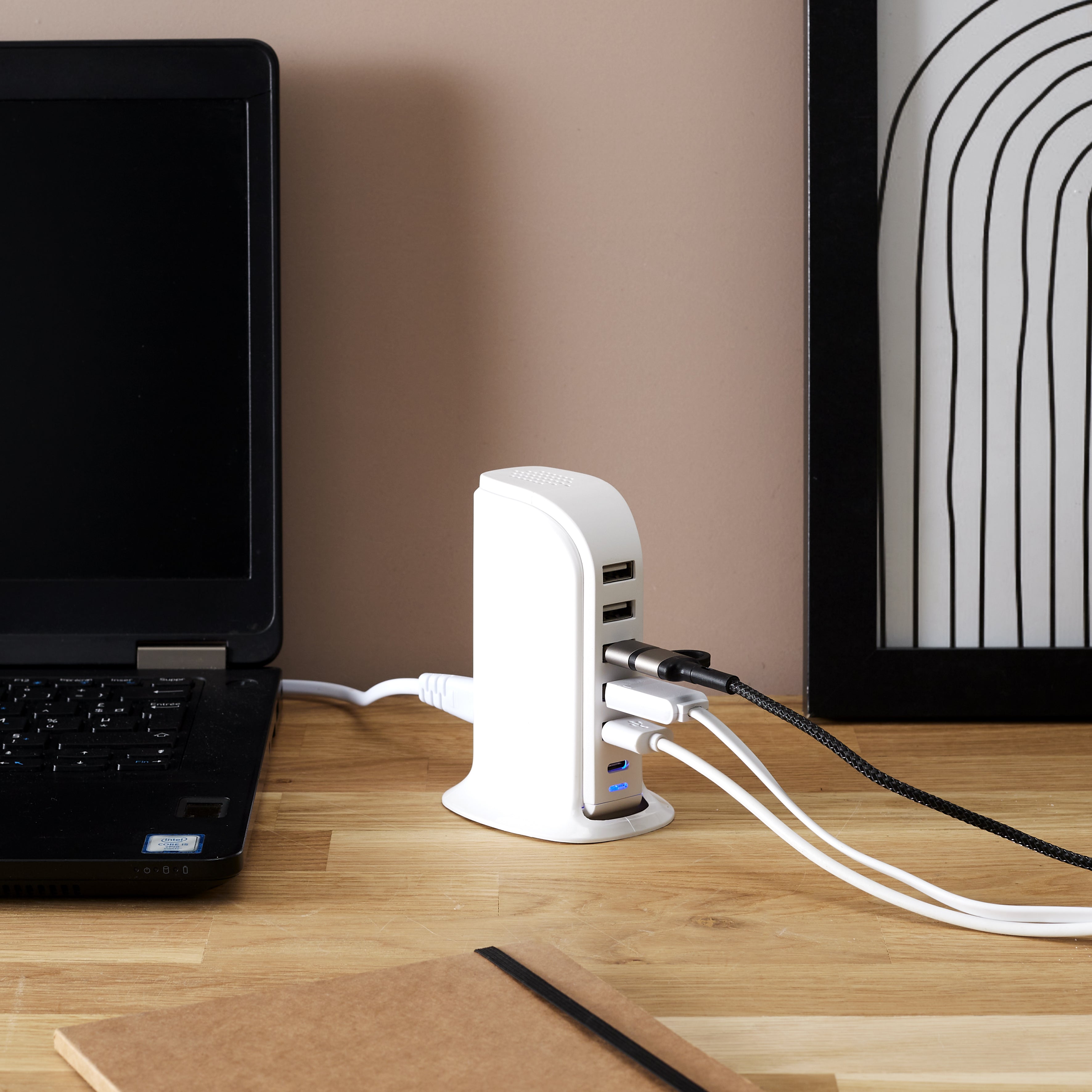 TOUR MULTIPORT HUB USB X5 ET TYPE C X1