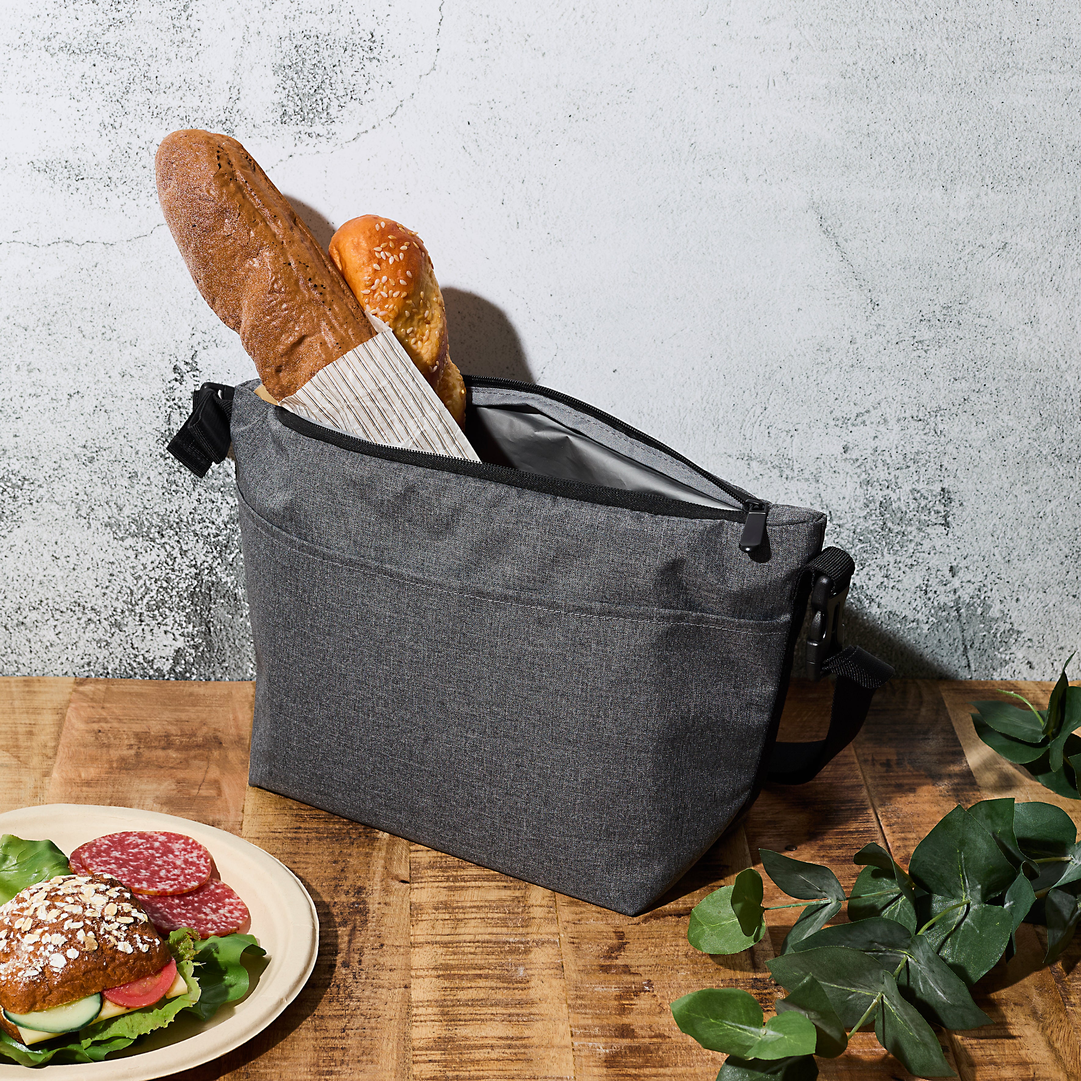 LUNCH BAG ISO GRIS ZIPPE 39.5X15X22CM 8L