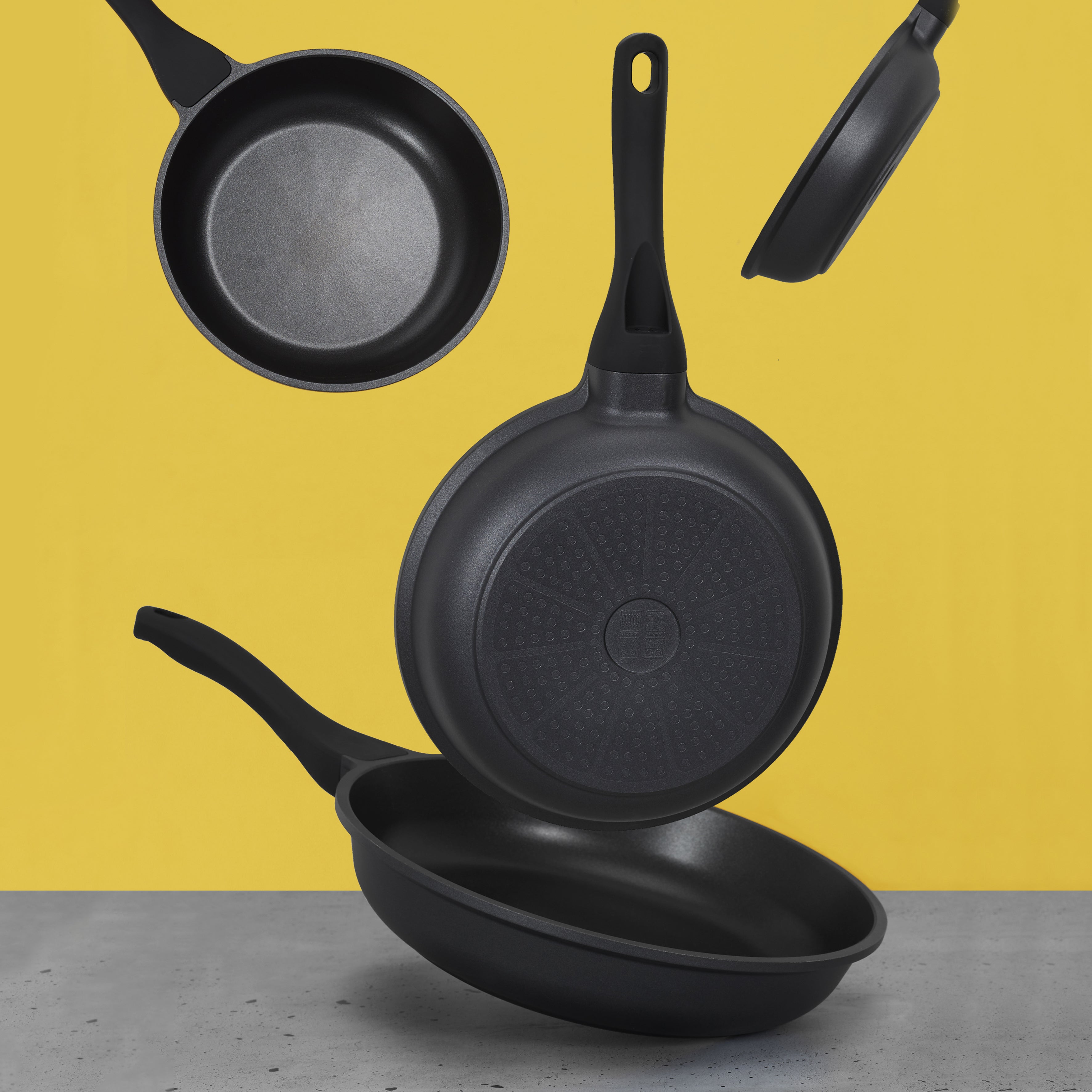 POELE FONTE ALUMINIUM 24CM