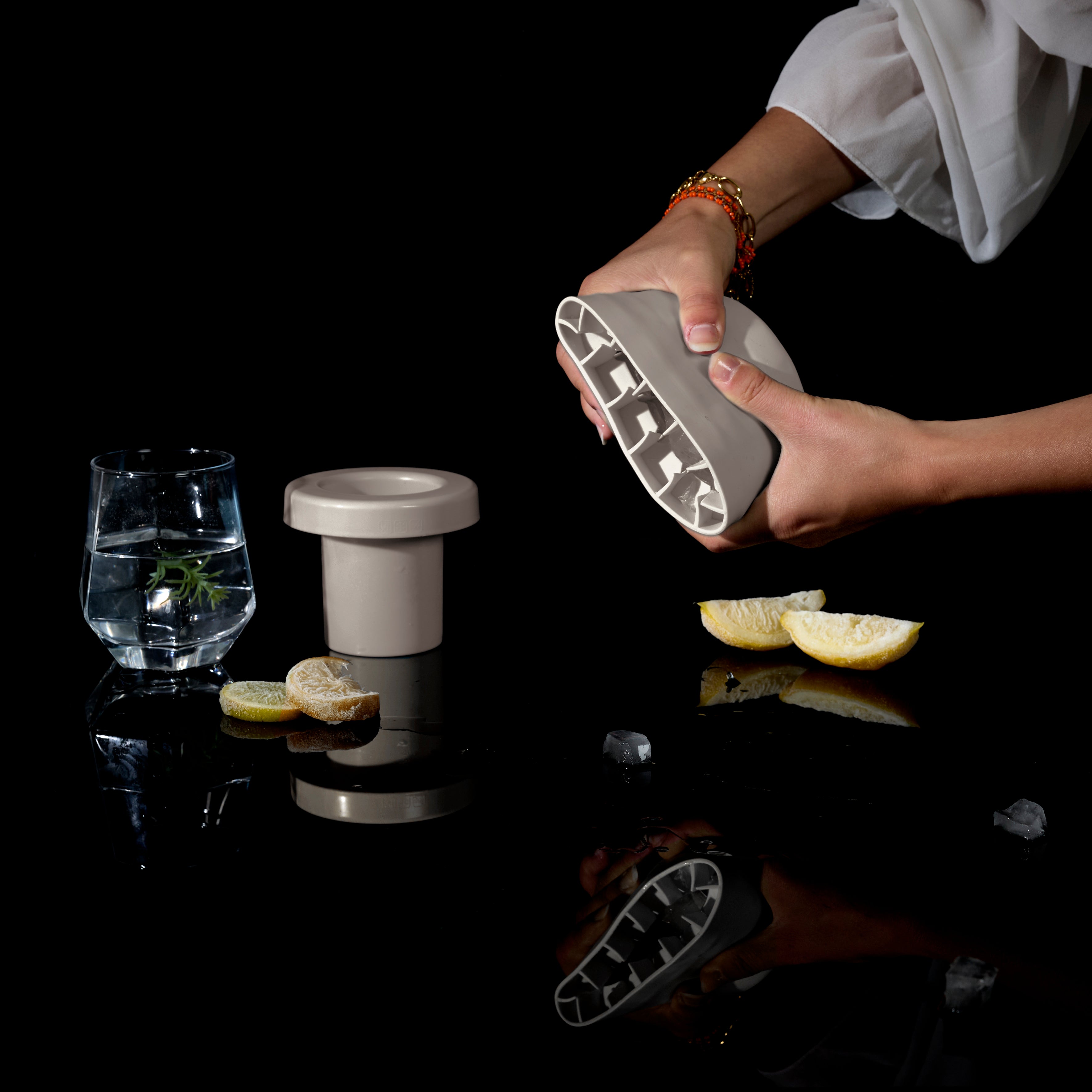 MOULE A GLACON MINI CUBE