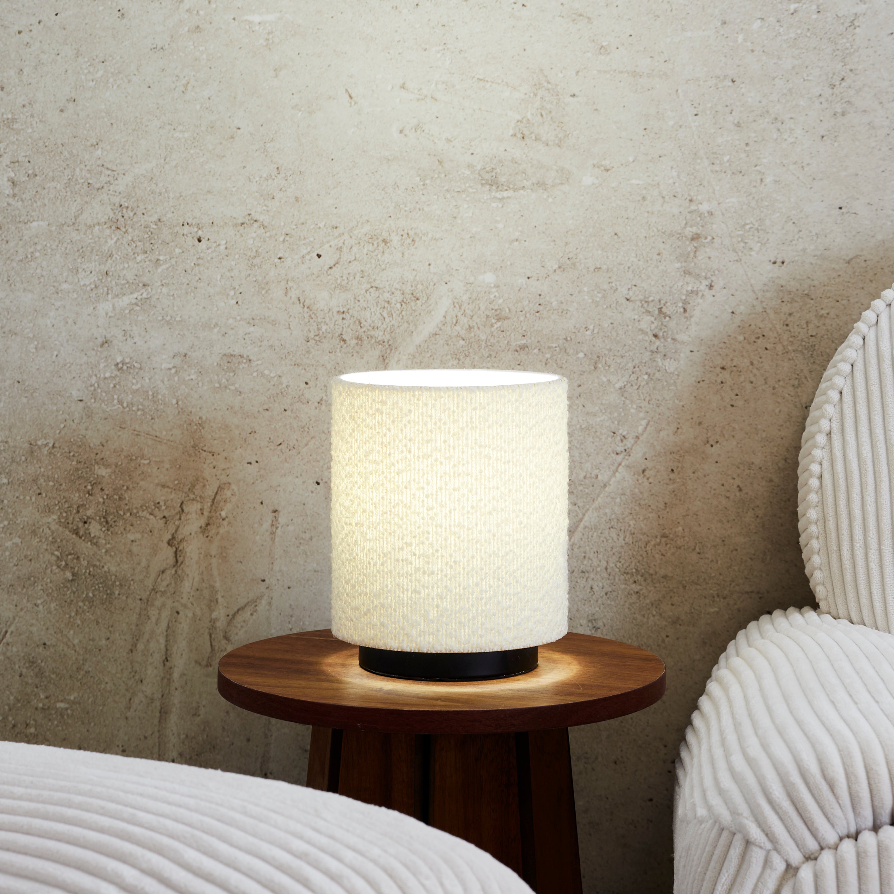 LAMPE DE TABLE ABAT JOUR BOUCLETTE BLANC
