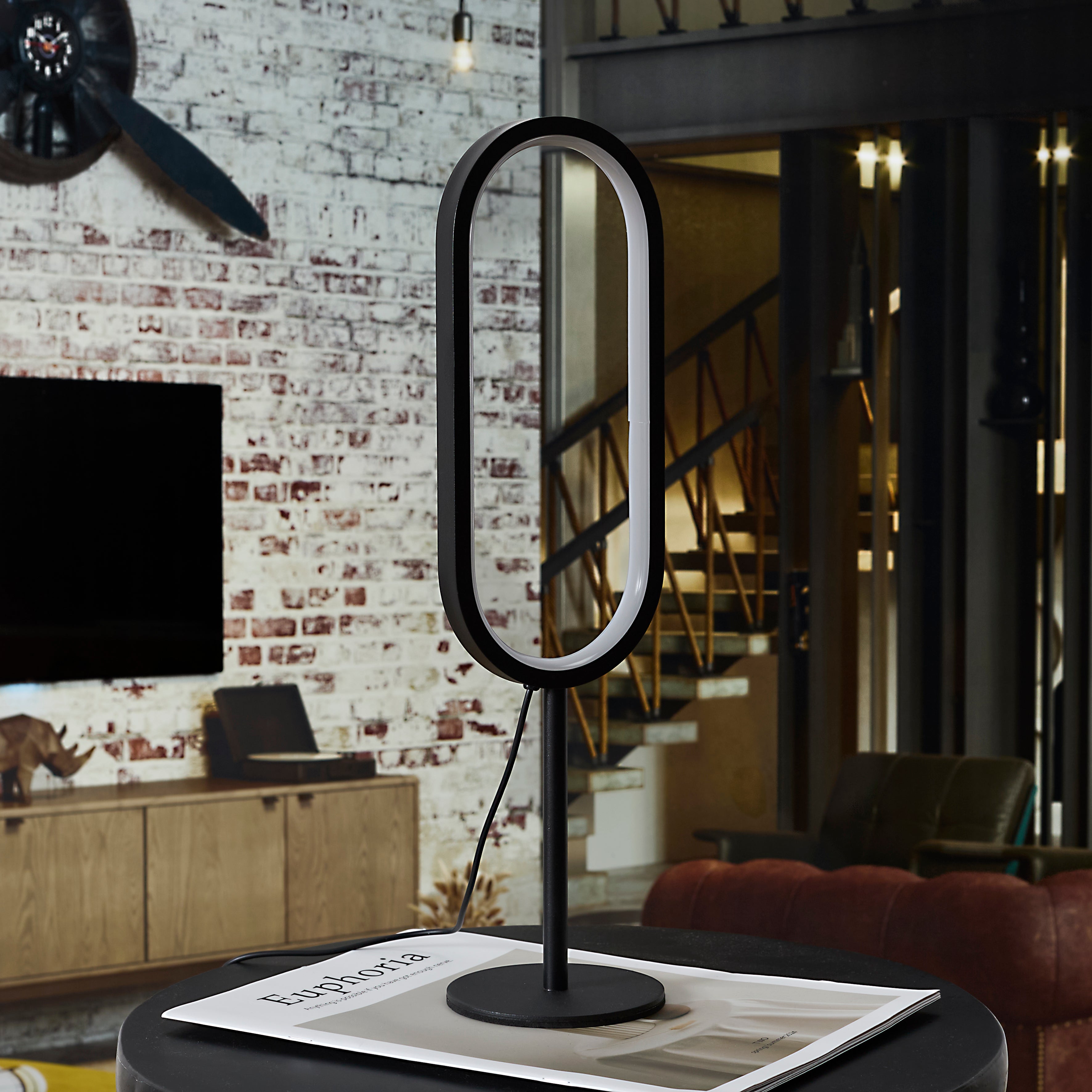 LAMPE DE TABLE LED USB ICONIC NOIR