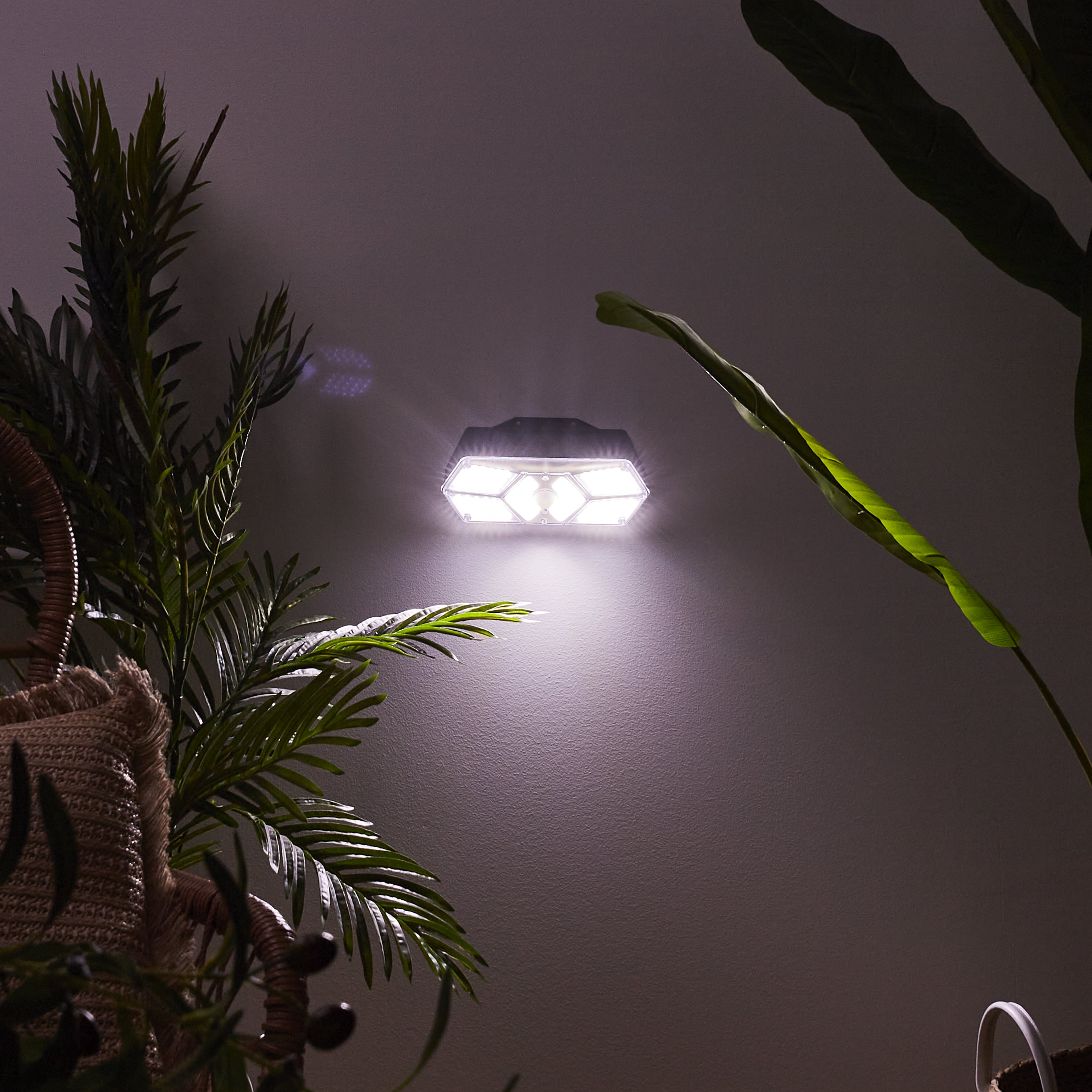 LAMPE LED SOLAIRE EXTERIEUR