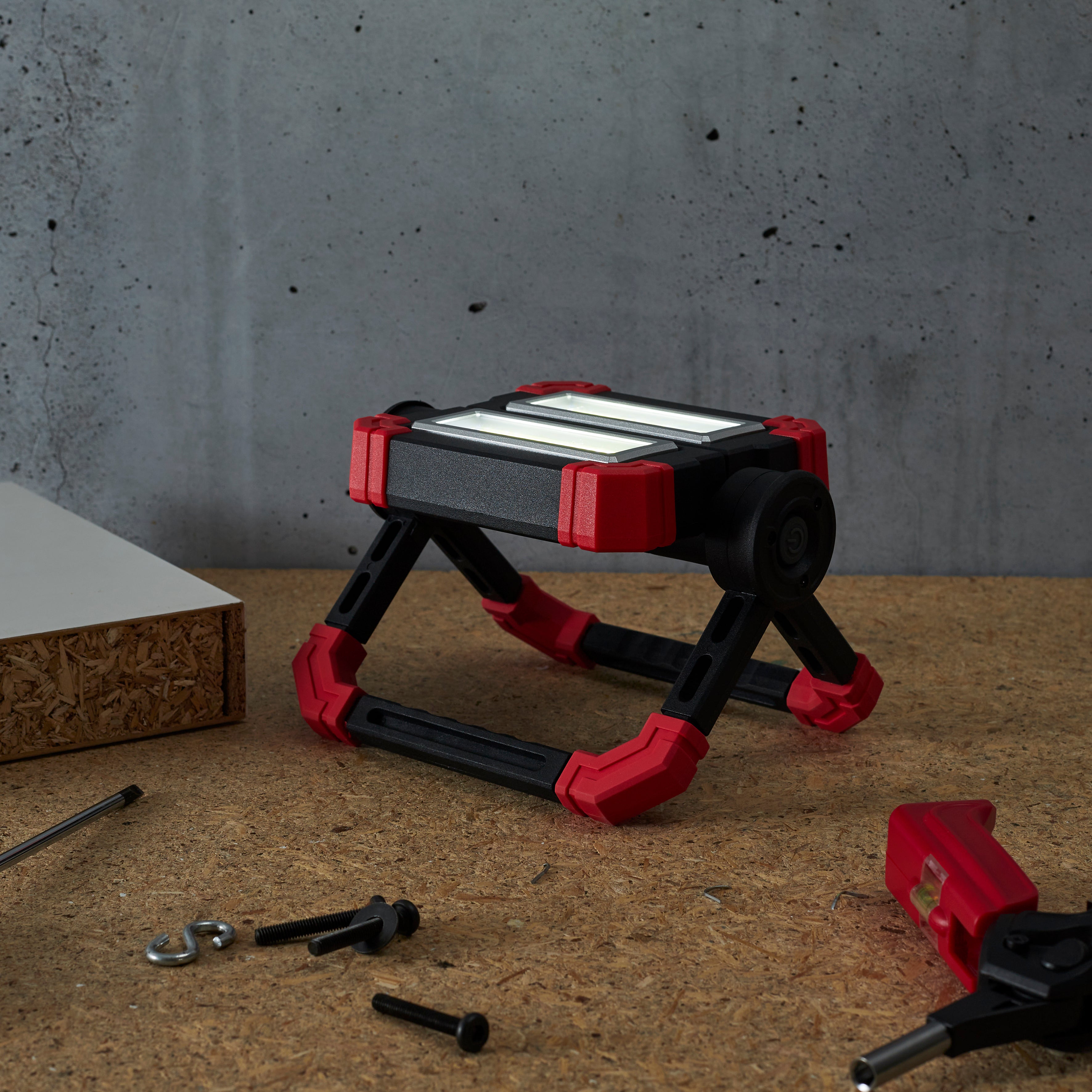 LUMINAIRE COB UTILITAIRE ORIENTABLE
