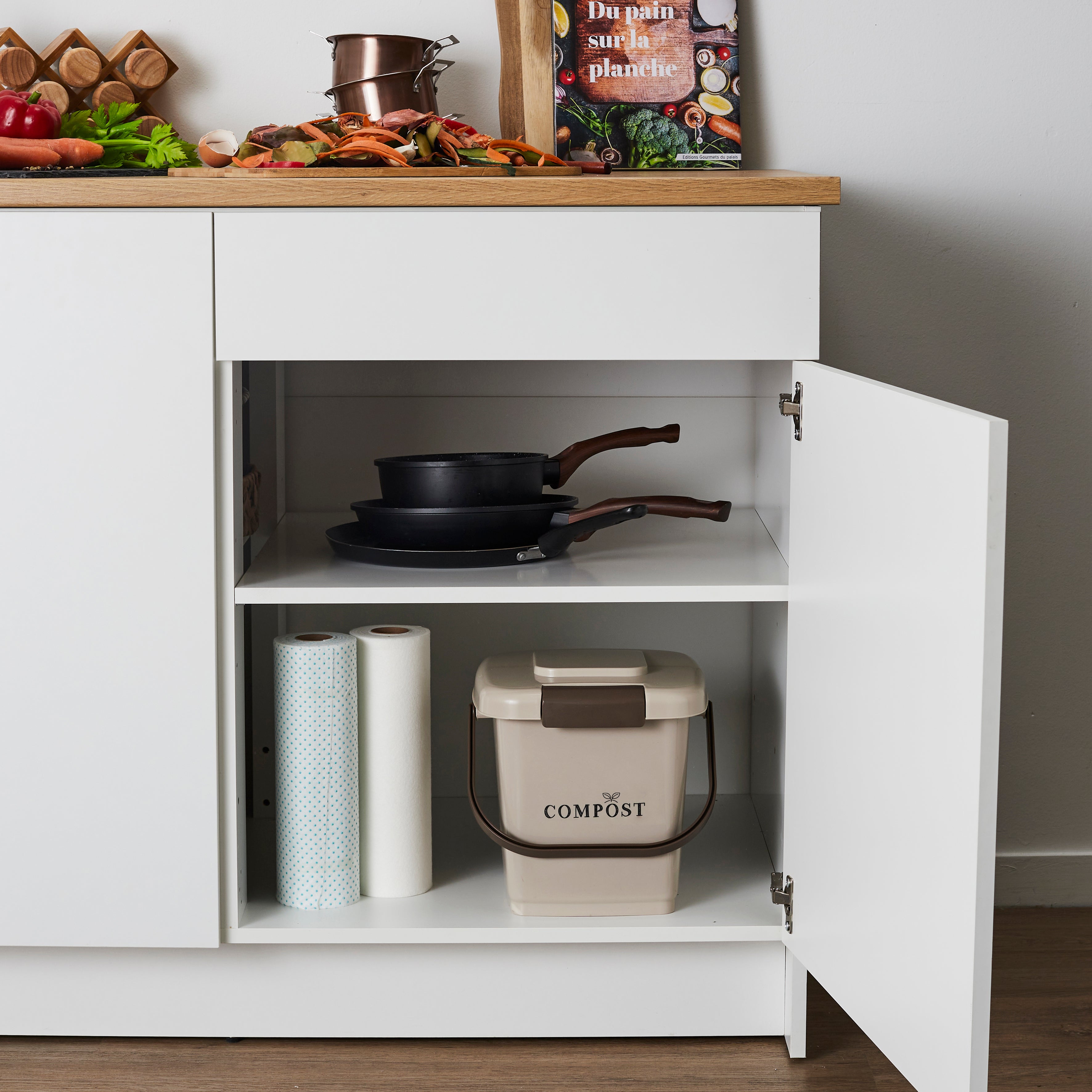 POUBELLE A COMPOST SEAU PERFORE ET COUVERCLE