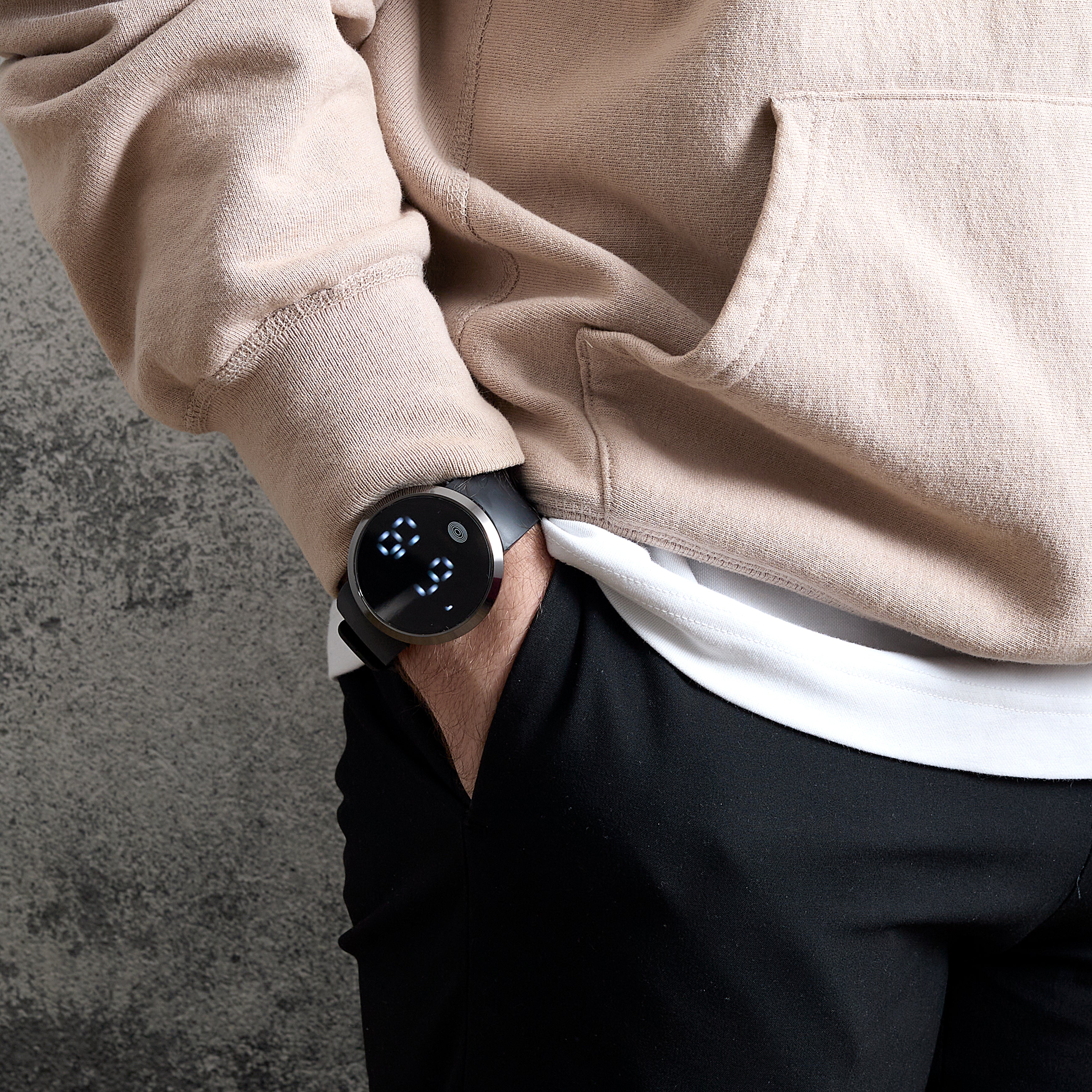 MONTRE NUMERIQUE TACTILE