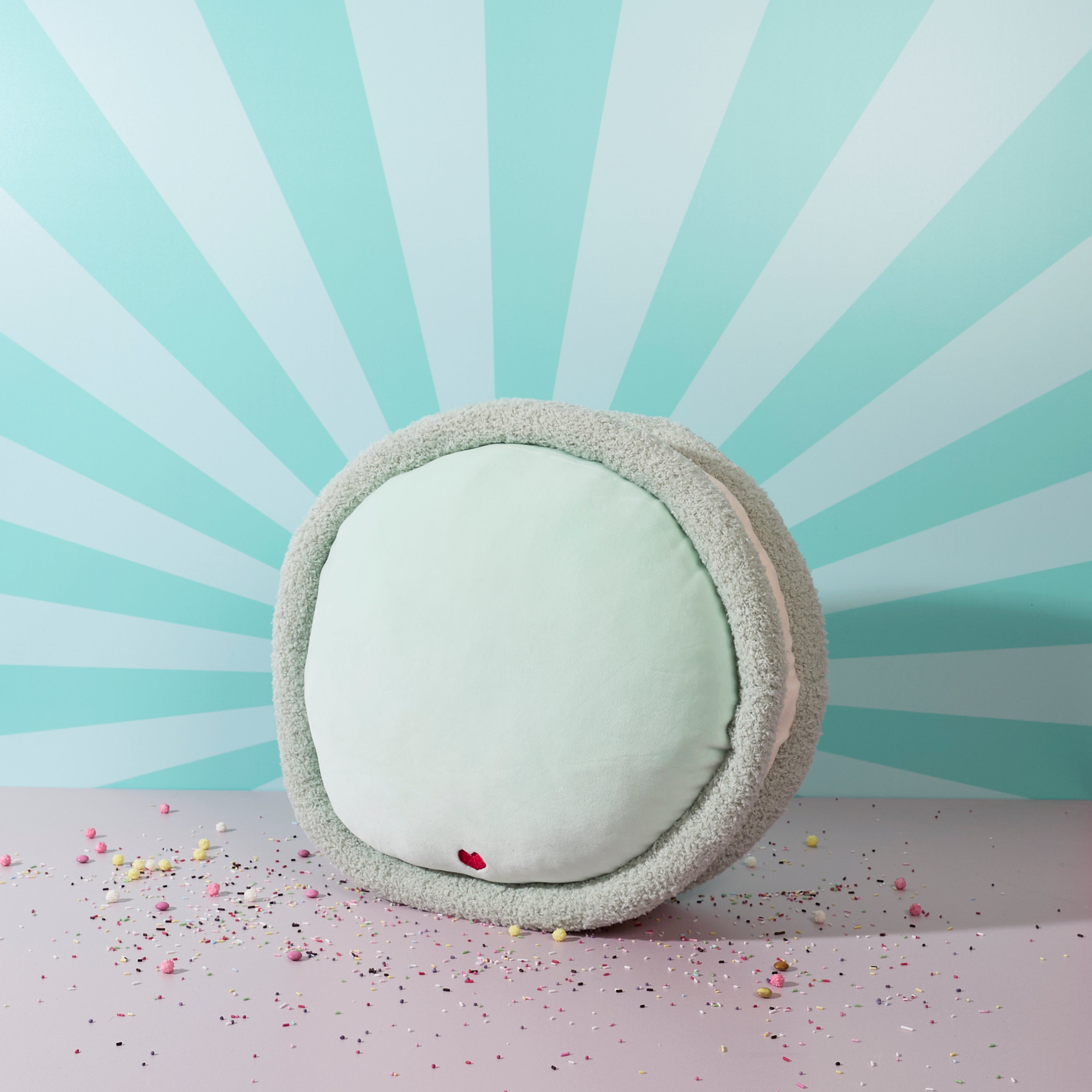 PELUCHE MACARON VERT DIAM 36CM KAWAII