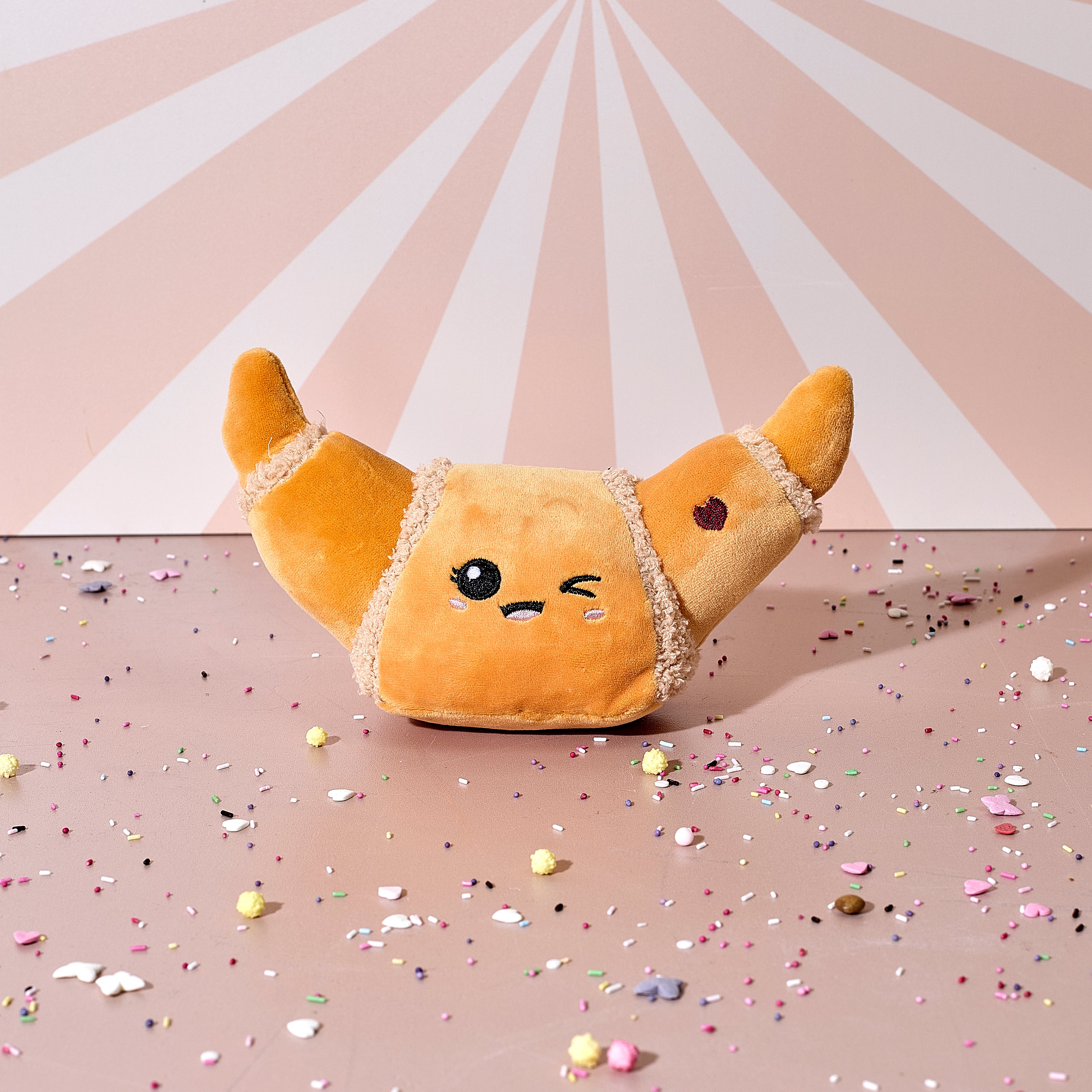 PELUCHE CROISSANT H13CM KAWAII