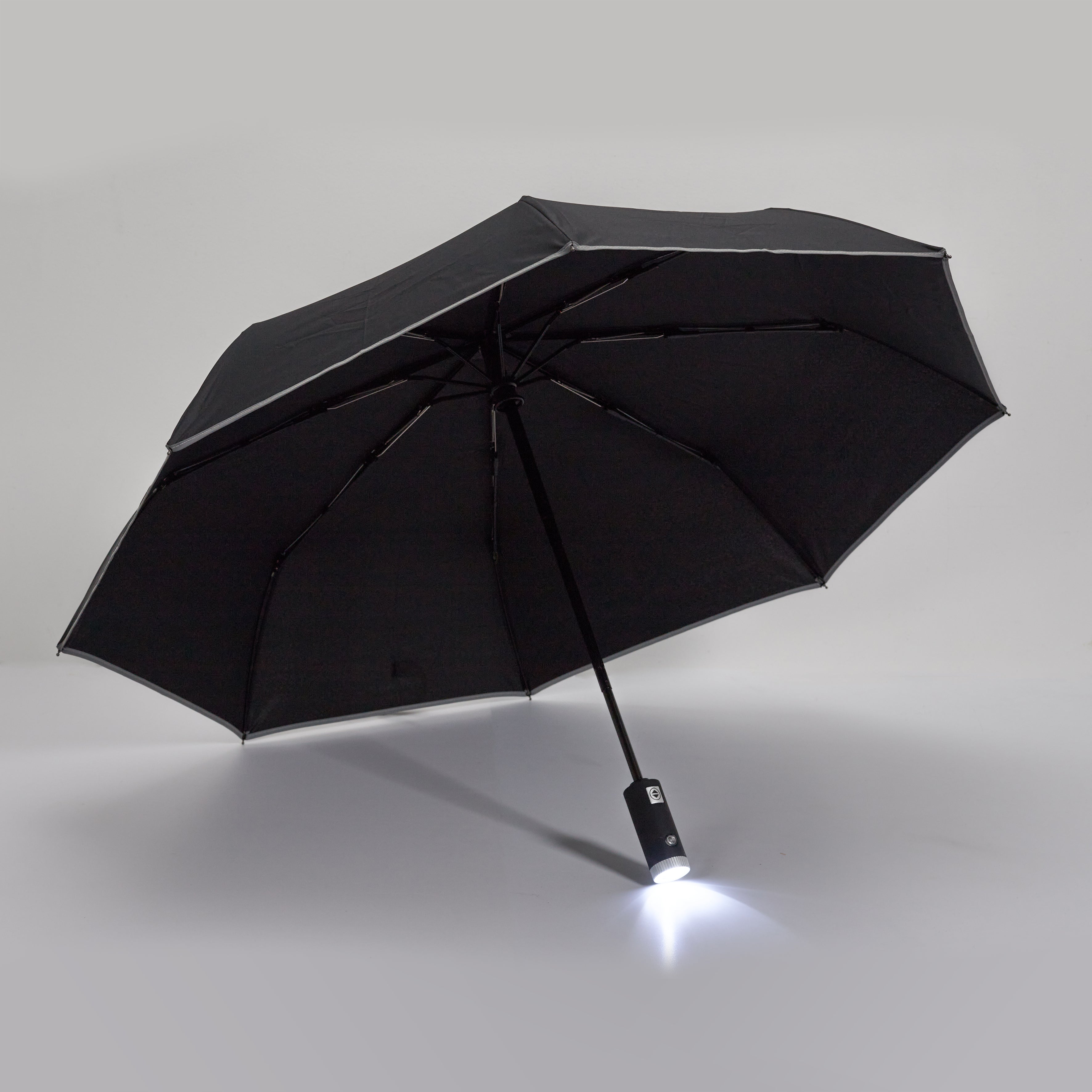 PARAPLUIE TORCHE OUVERTURE ET FERMETURE AUTO
