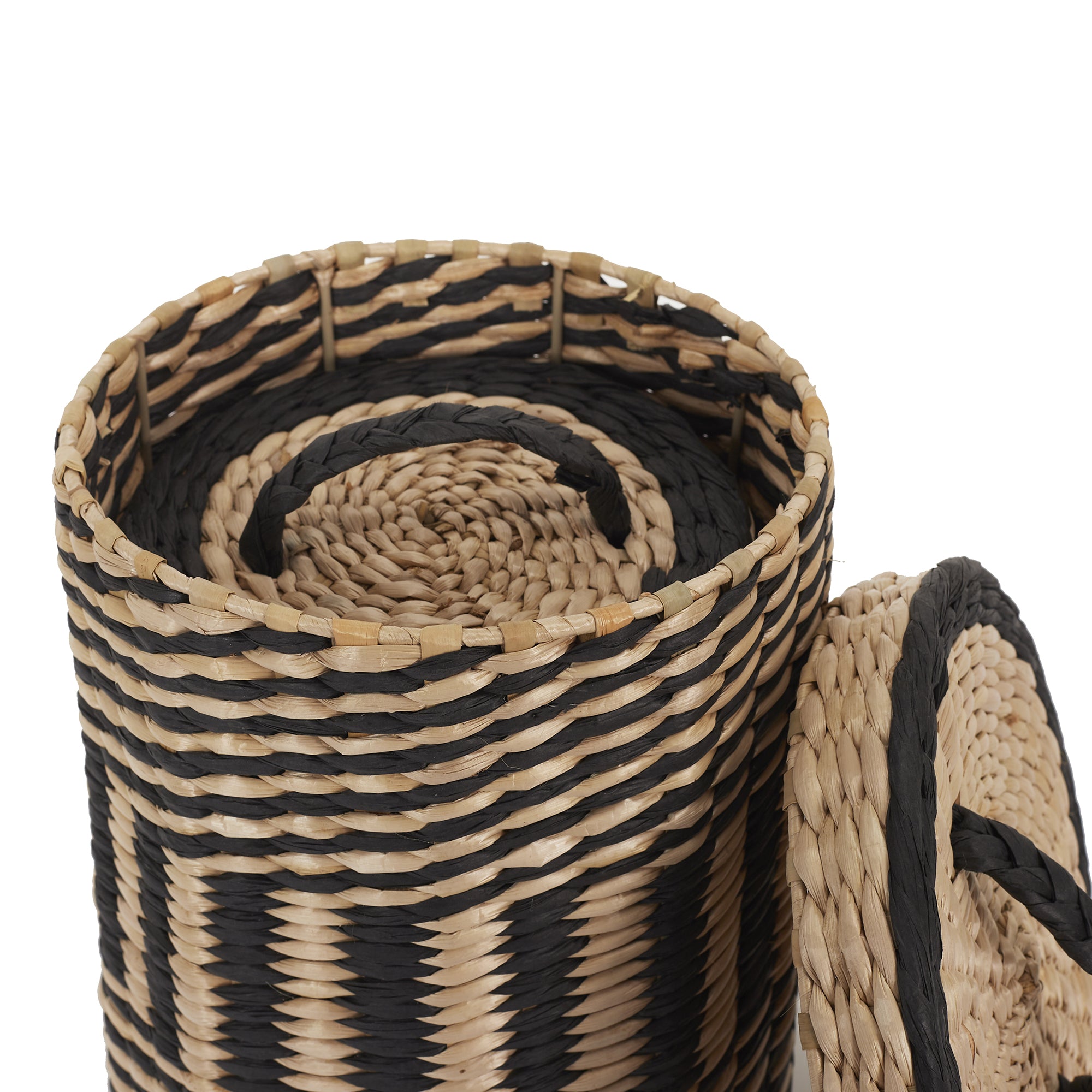 PANIER TRESSE AVEC COUVERCLE X2