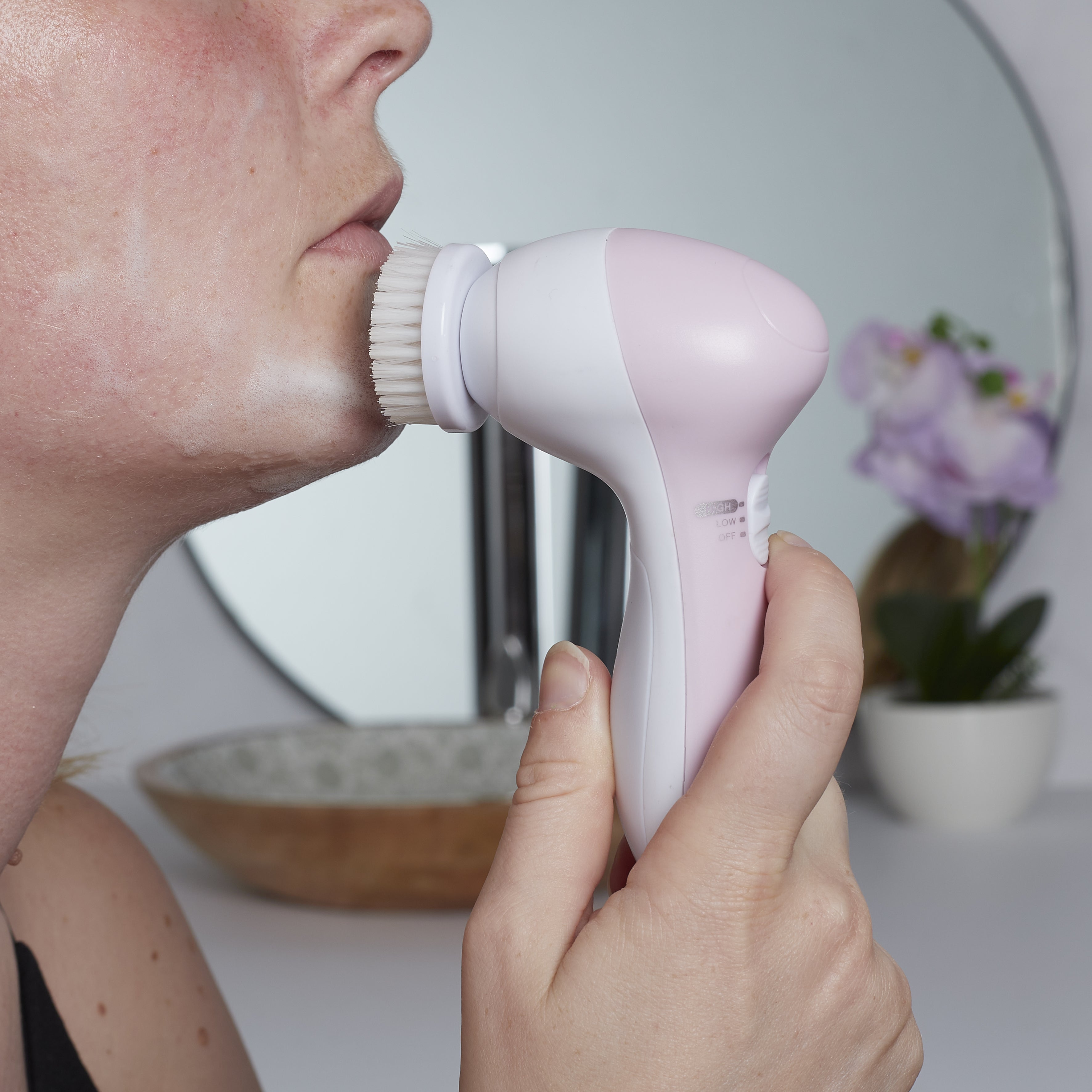 BROSSE A VISAGE 3EN1